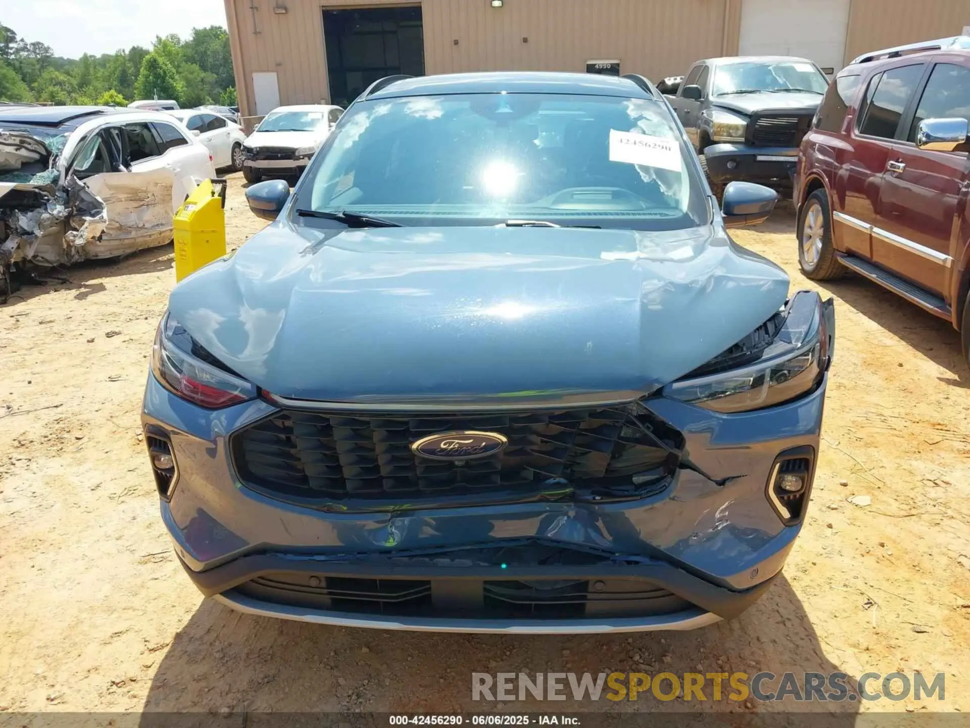 12 fotografías del automóvil dañado 1FMCU9JZXPUA07779 FORD ESCAPE 2023