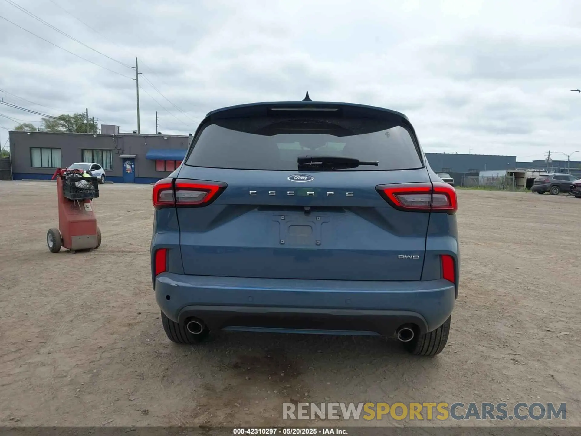 17 fotografías del automóvil dañado 1FMCU9MN1PUA84288 FORD ESCAPE 2023