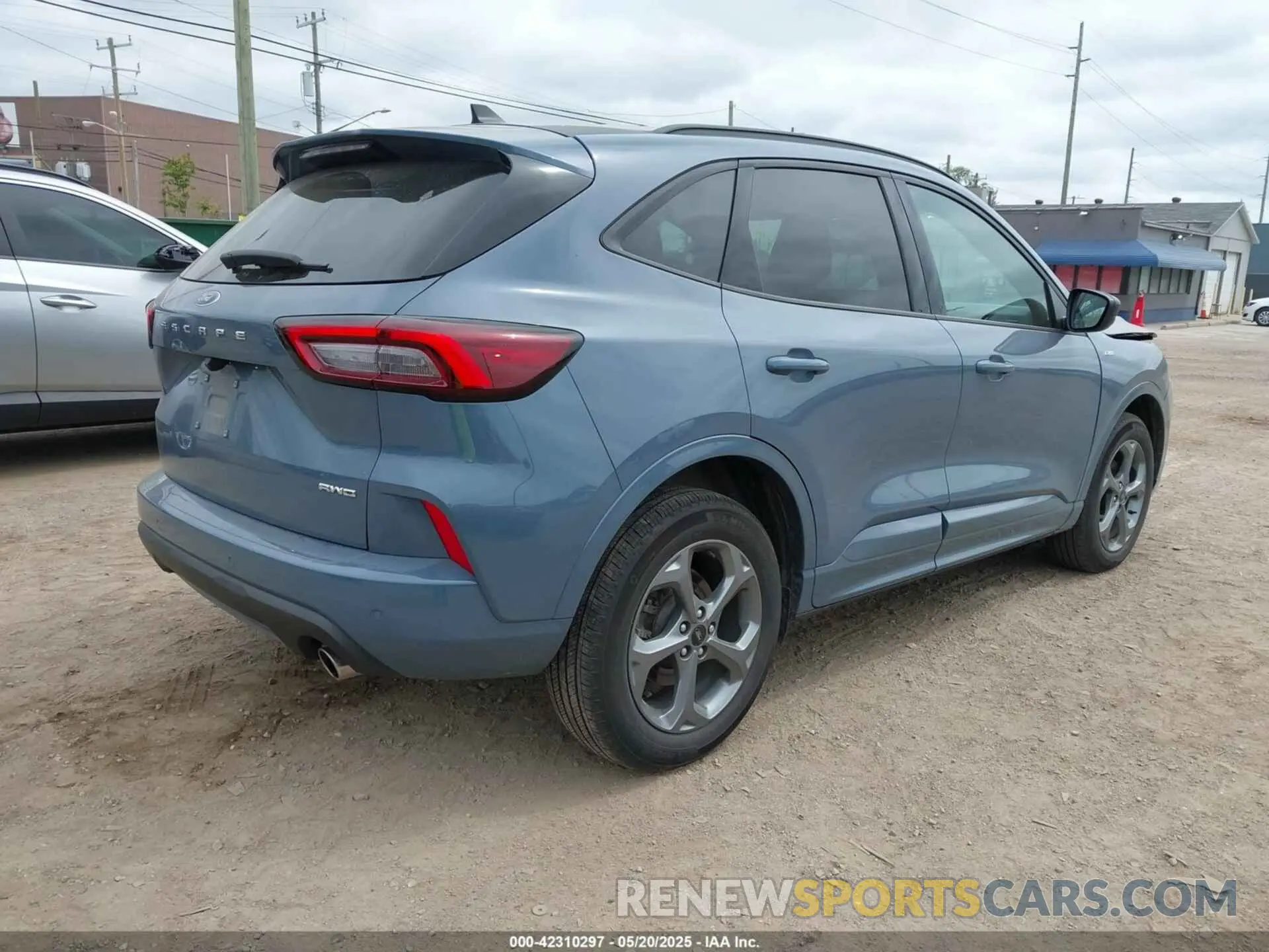 4 fotografías del automóvil dañado 1FMCU9MN1PUA84288 FORD ESCAPE 2023