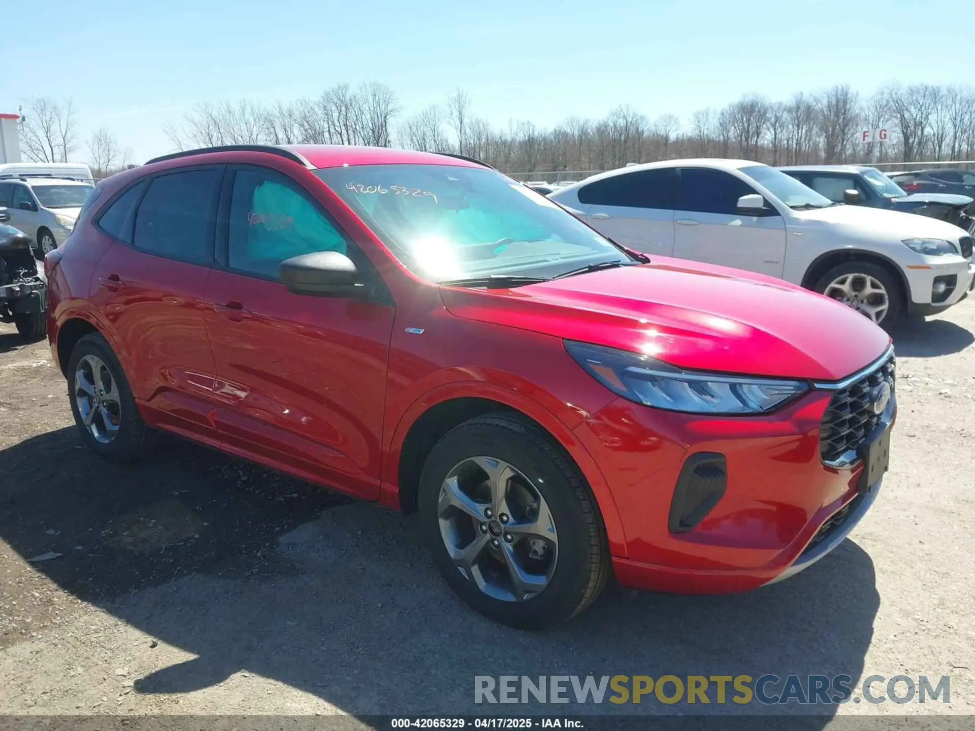 1 fotografías del automóvil dañado 1FMCU9MN2PUB28279 FORD ESCAPE 2023