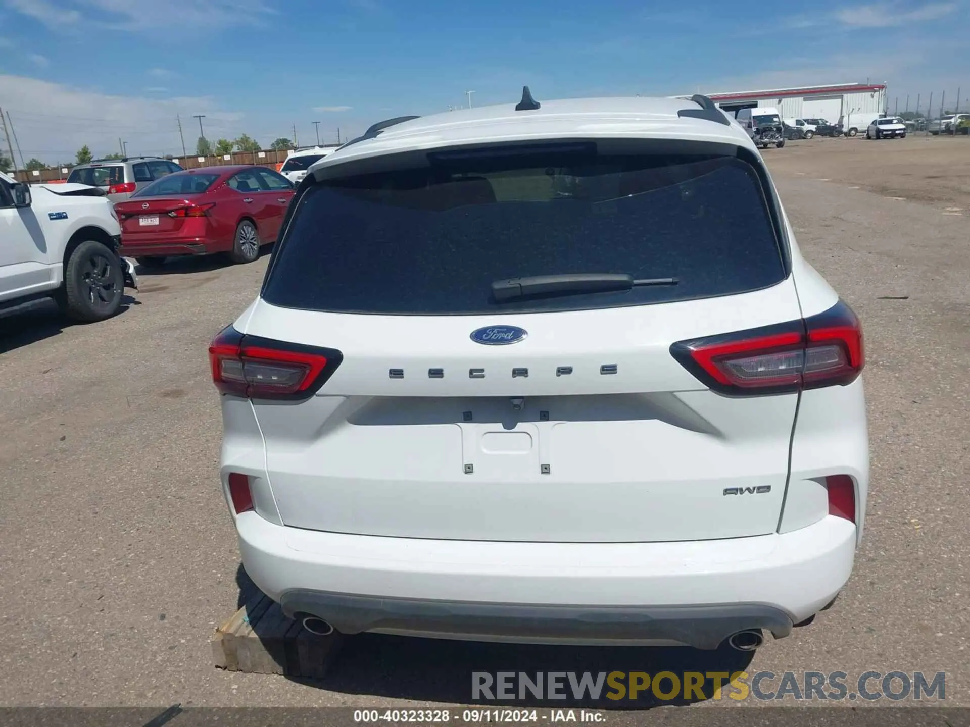 16 fotografías del automóvil dañado 1FMCU9MN3PUA24867 FORD ESCAPE 2023
