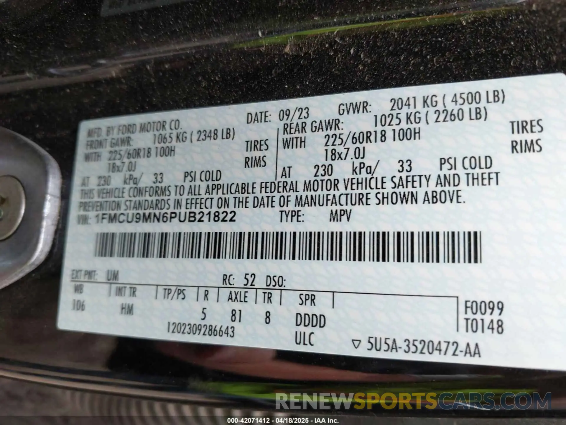 9 fotografías del automóvil dañado 1FMCU9MN6PUB21822 FORD ESCAPE 2023