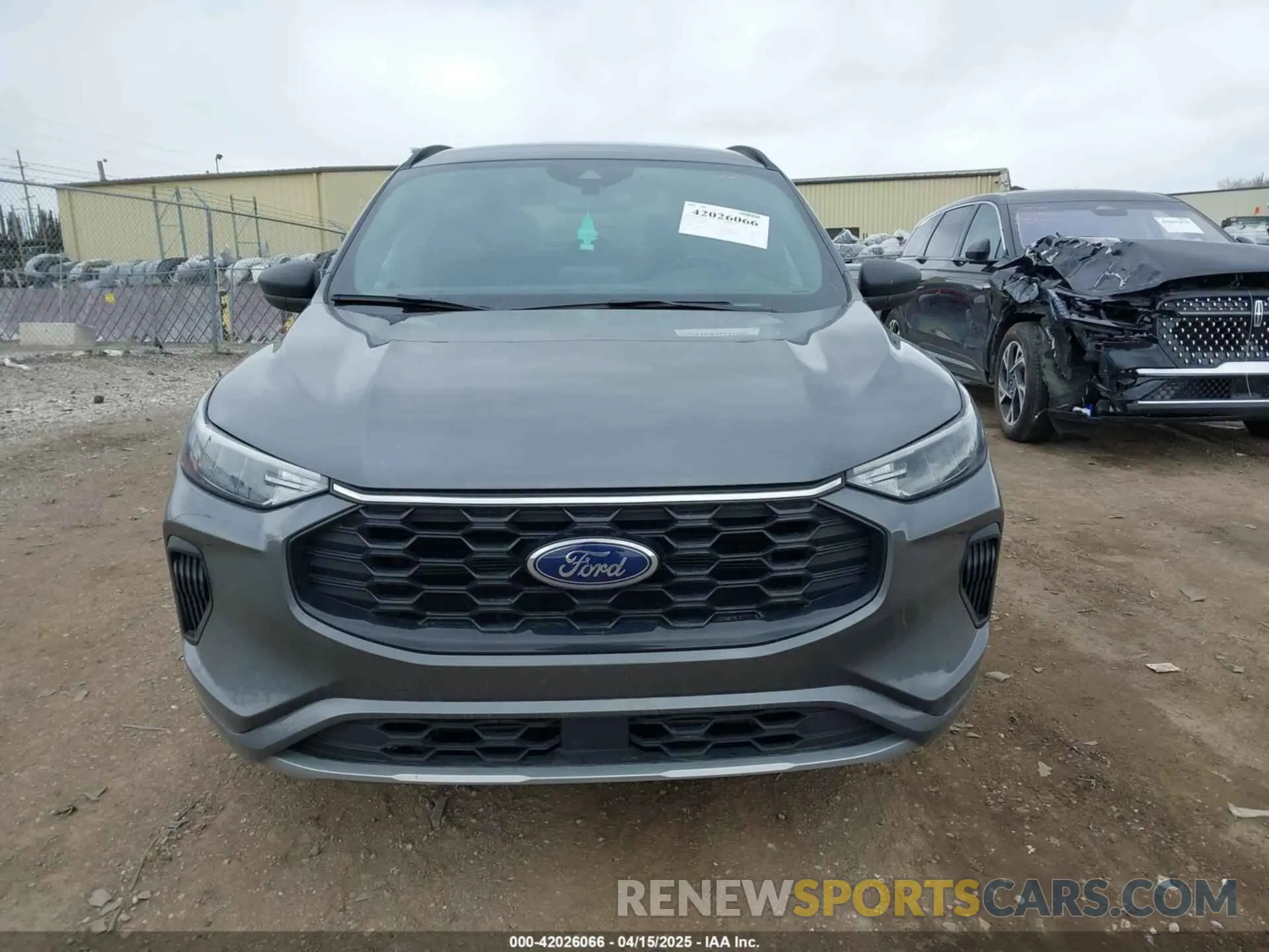 13 fotografías del automóvil dañado 1FMCU9MN8PUA50672 FORD ESCAPE 2023