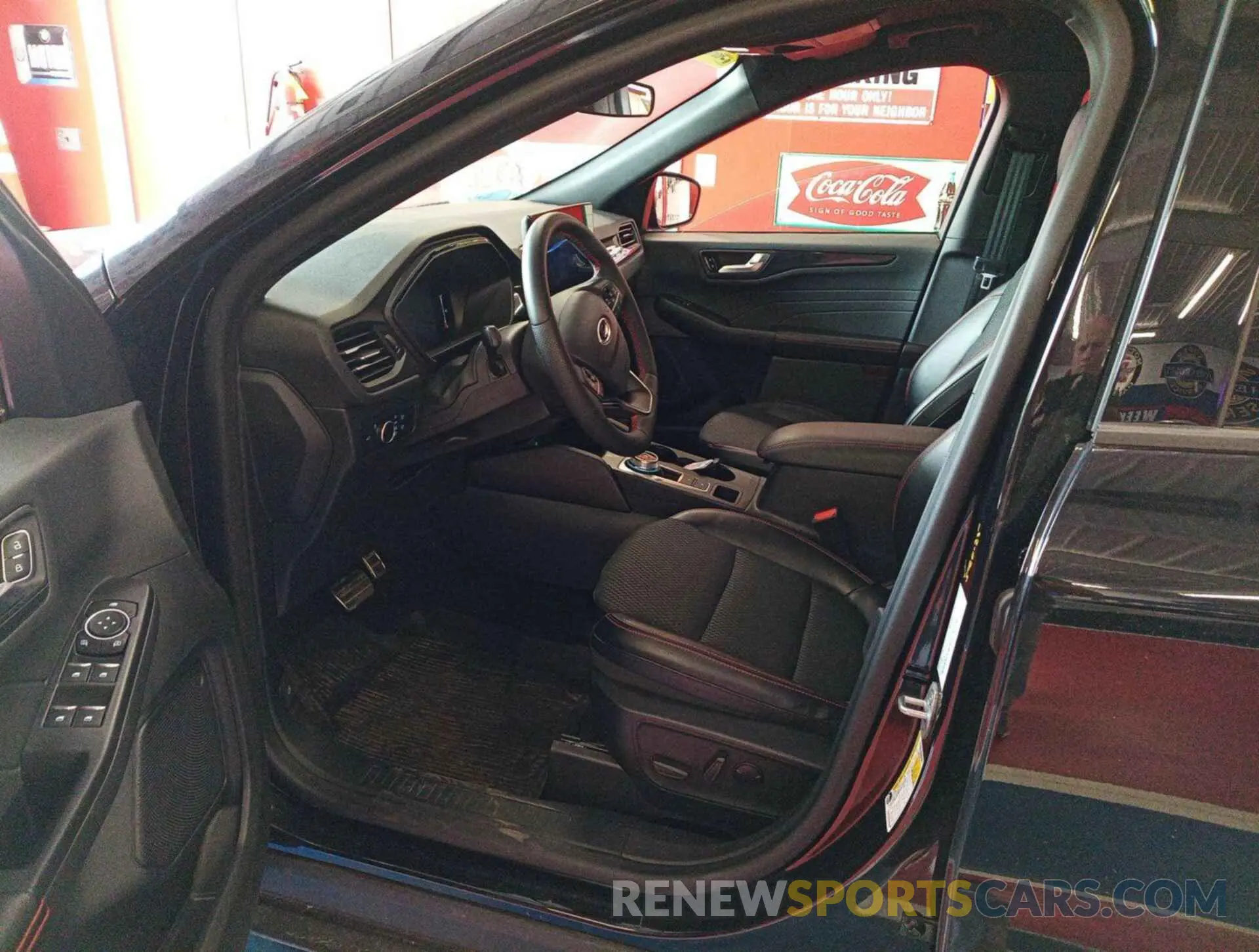 11 fotografías del automóvil dañado 1FMCU9MN8PUA77354 FORD ESCAPE 2023