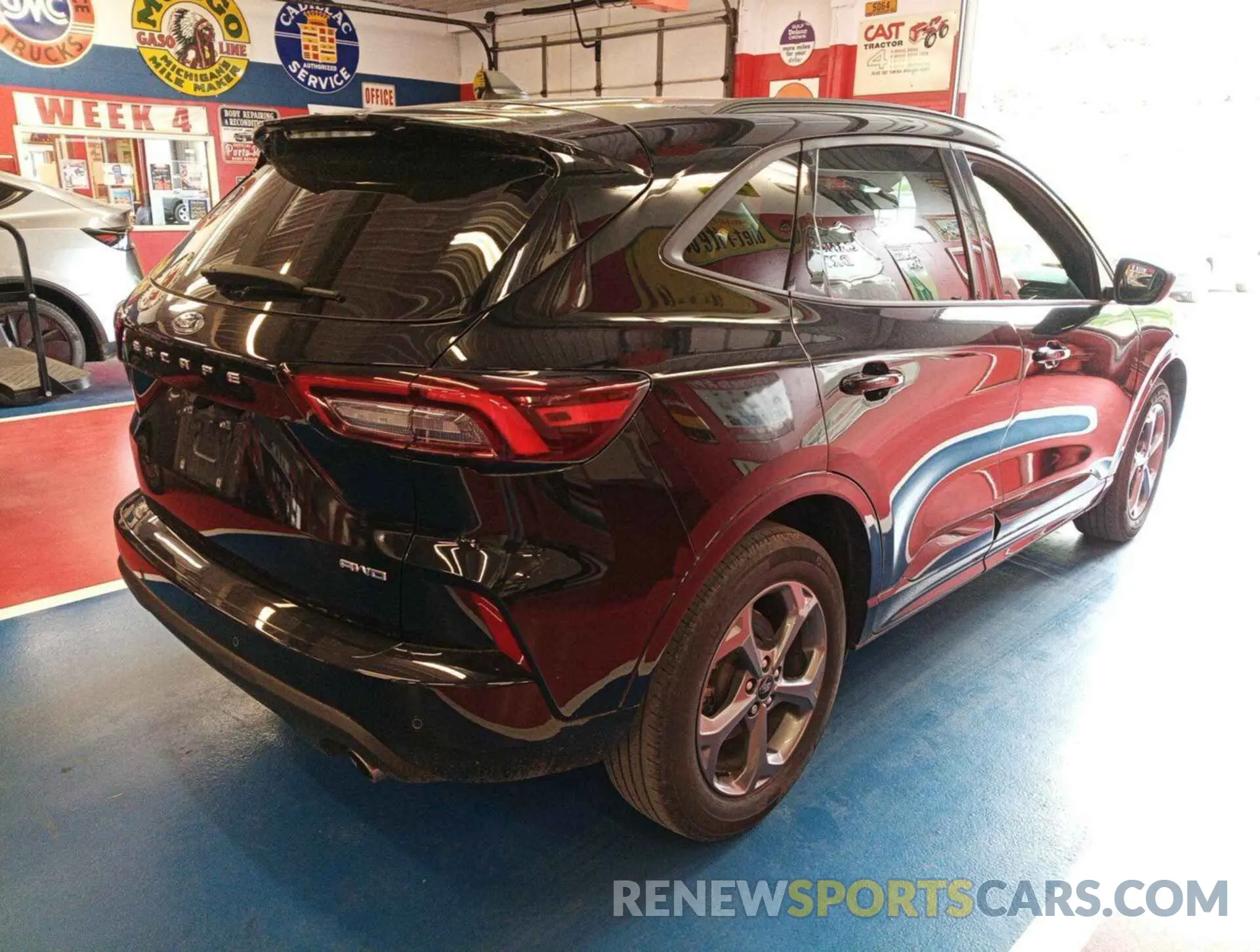 19 fotografías del automóvil dañado 1FMCU9MN8PUA77354 FORD ESCAPE 2023