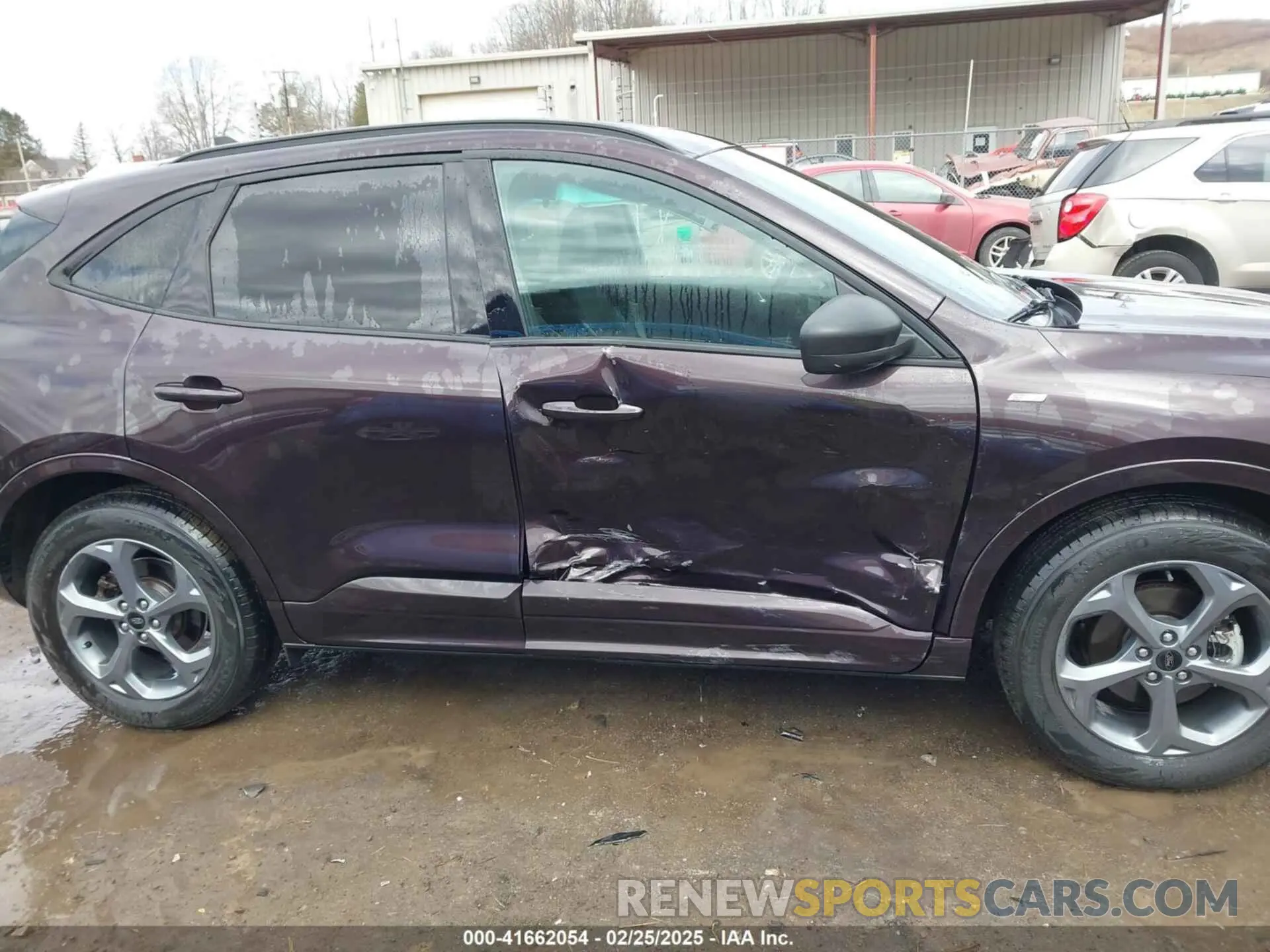 13 fotografías del automóvil dañado 1FMCU9MN8PUA95627 FORD ESCAPE 2023