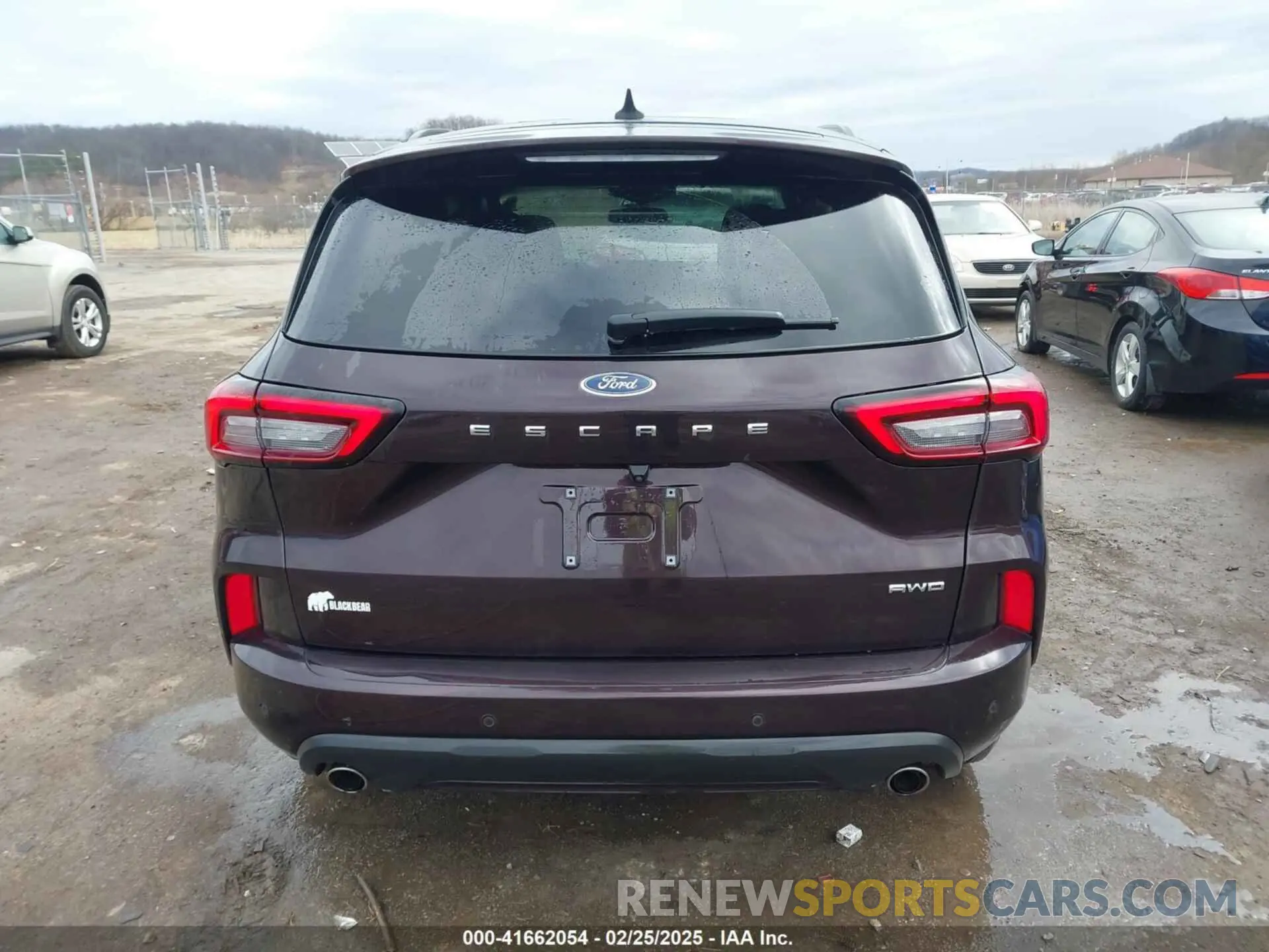 16 fotografías del automóvil dañado 1FMCU9MN8PUA95627 FORD ESCAPE 2023