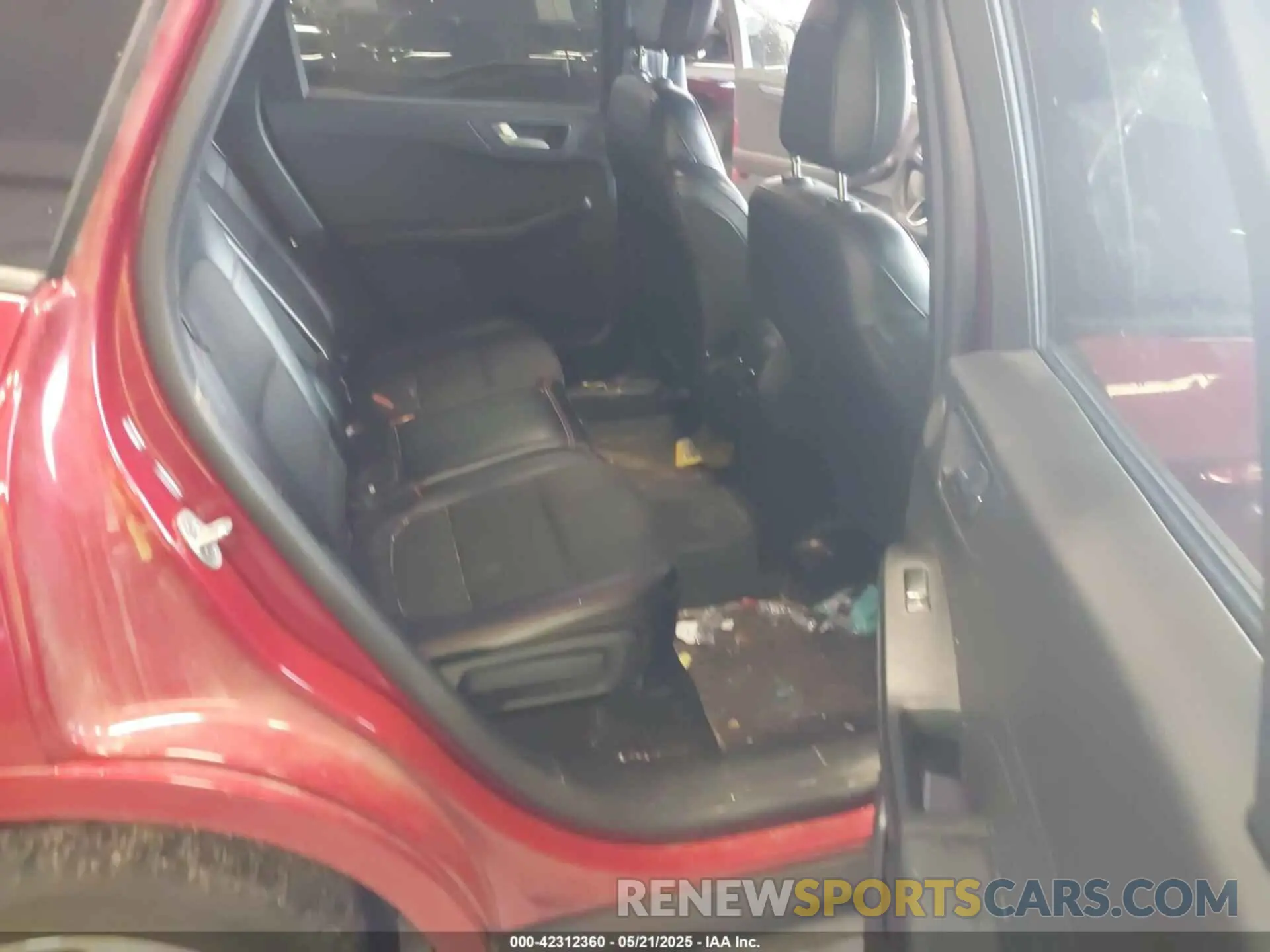 8 fotografías del automóvil dañado 1FMCU9NA6PUA05371 FORD ESCAPE 2023
