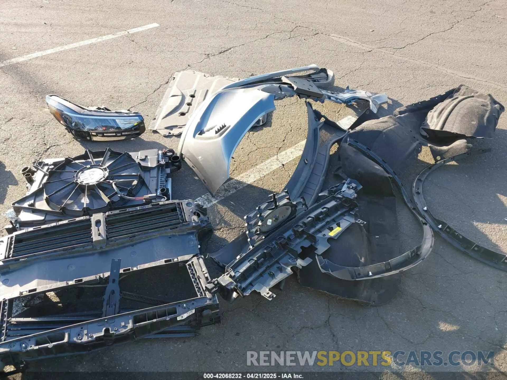 18 fotografías del automóvil dañado 1FMCU0GN1RUB03237 FORD ESCAPE 2024