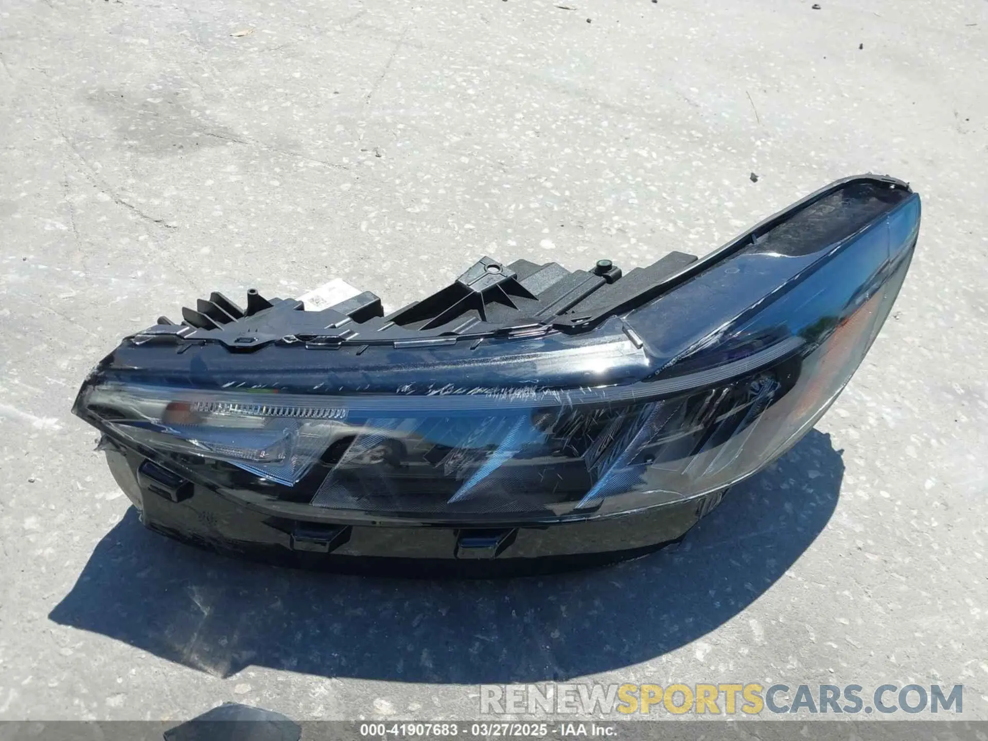 11 fotografías del automóvil dañado 1FMCU0GN1RUB28672 FORD ESCAPE 2024
