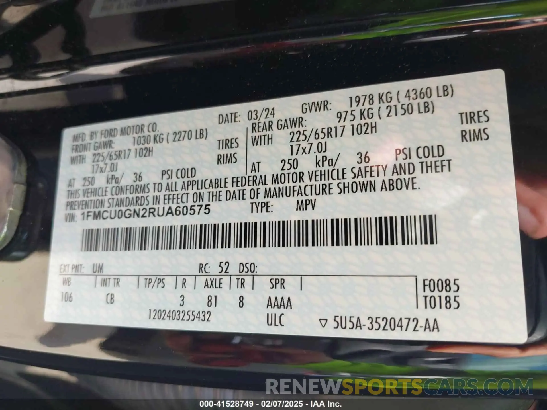 9 fotografías del automóvil dañado 1FMCU0GN2RUA60575 FORD ESCAPE 2024