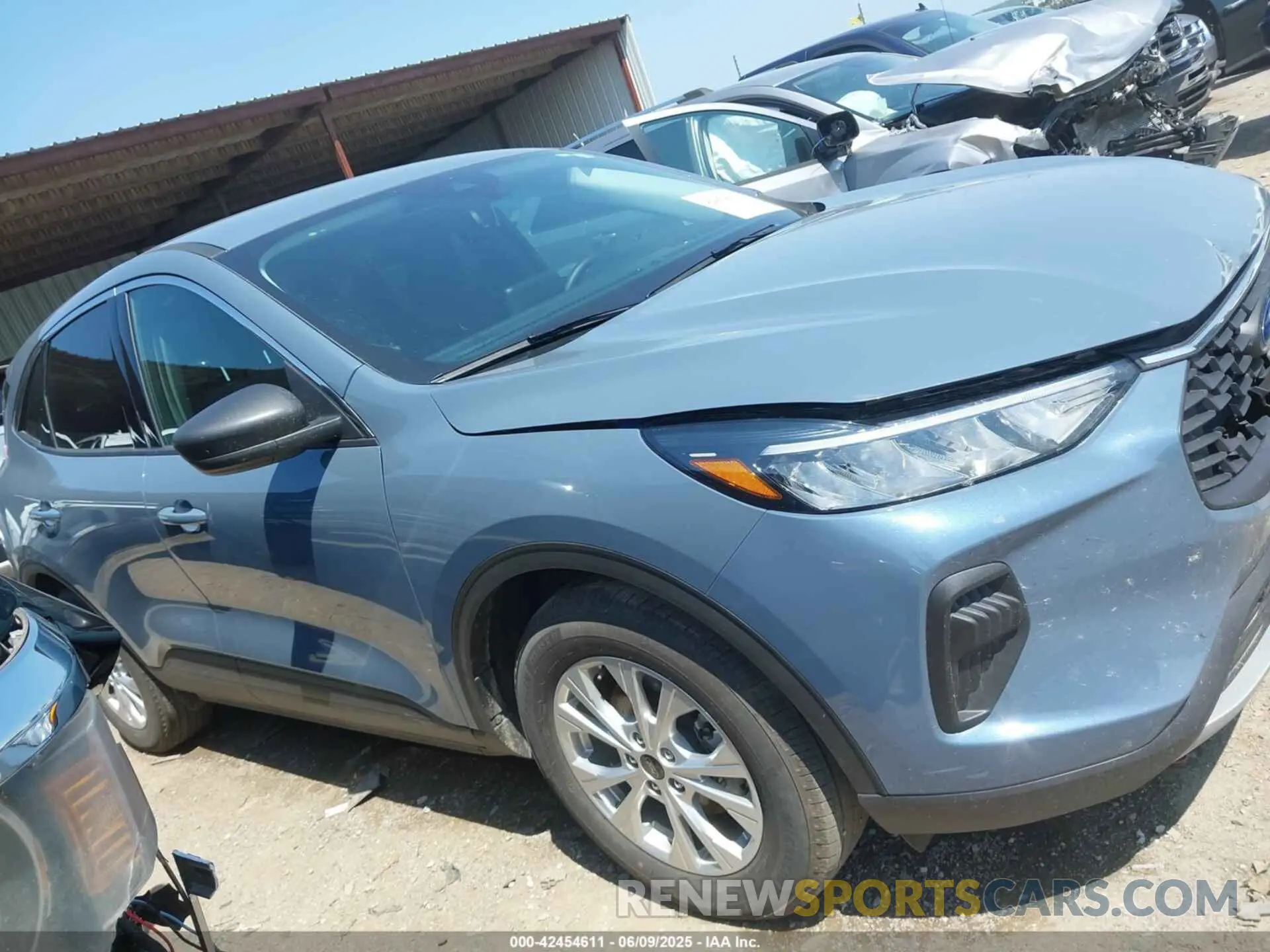 13 fotografías del automóvil dañado 1FMCU0GN2RUB05854 FORD ESCAPE 2024