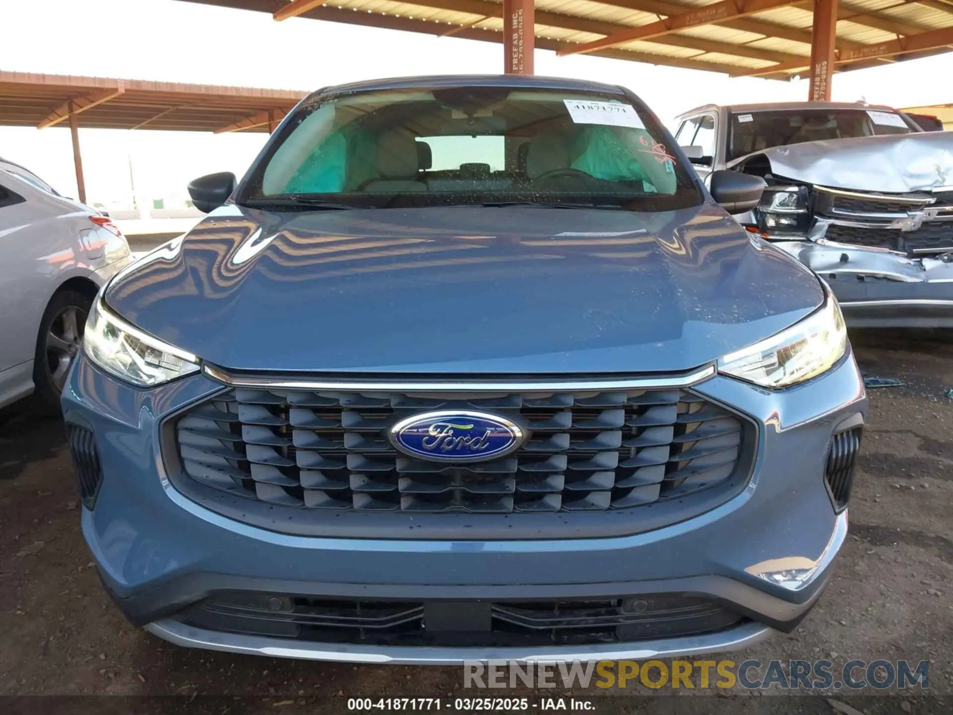 12 fotografías del automóvil dañado 1FMCU0GN3RUA81371 FORD ESCAPE 2024