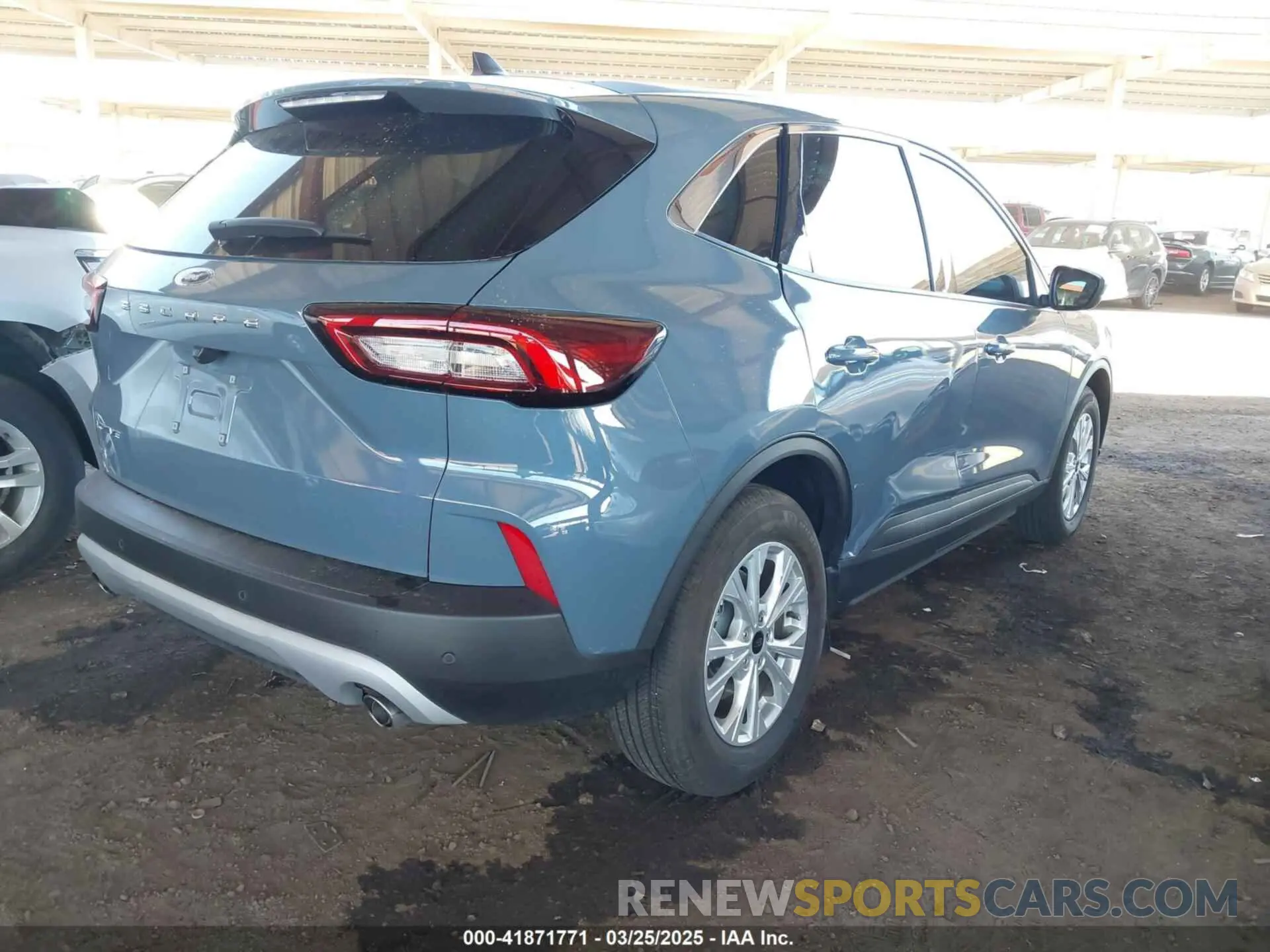 6 fotografías del automóvil dañado 1FMCU0GN3RUA81371 FORD ESCAPE 2024