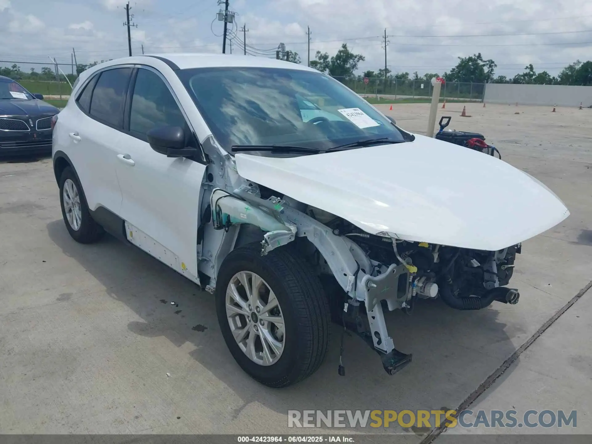 1 fotografías del automóvil dañado 1FMCU0GN4RUA36049 FORD ESCAPE 2024