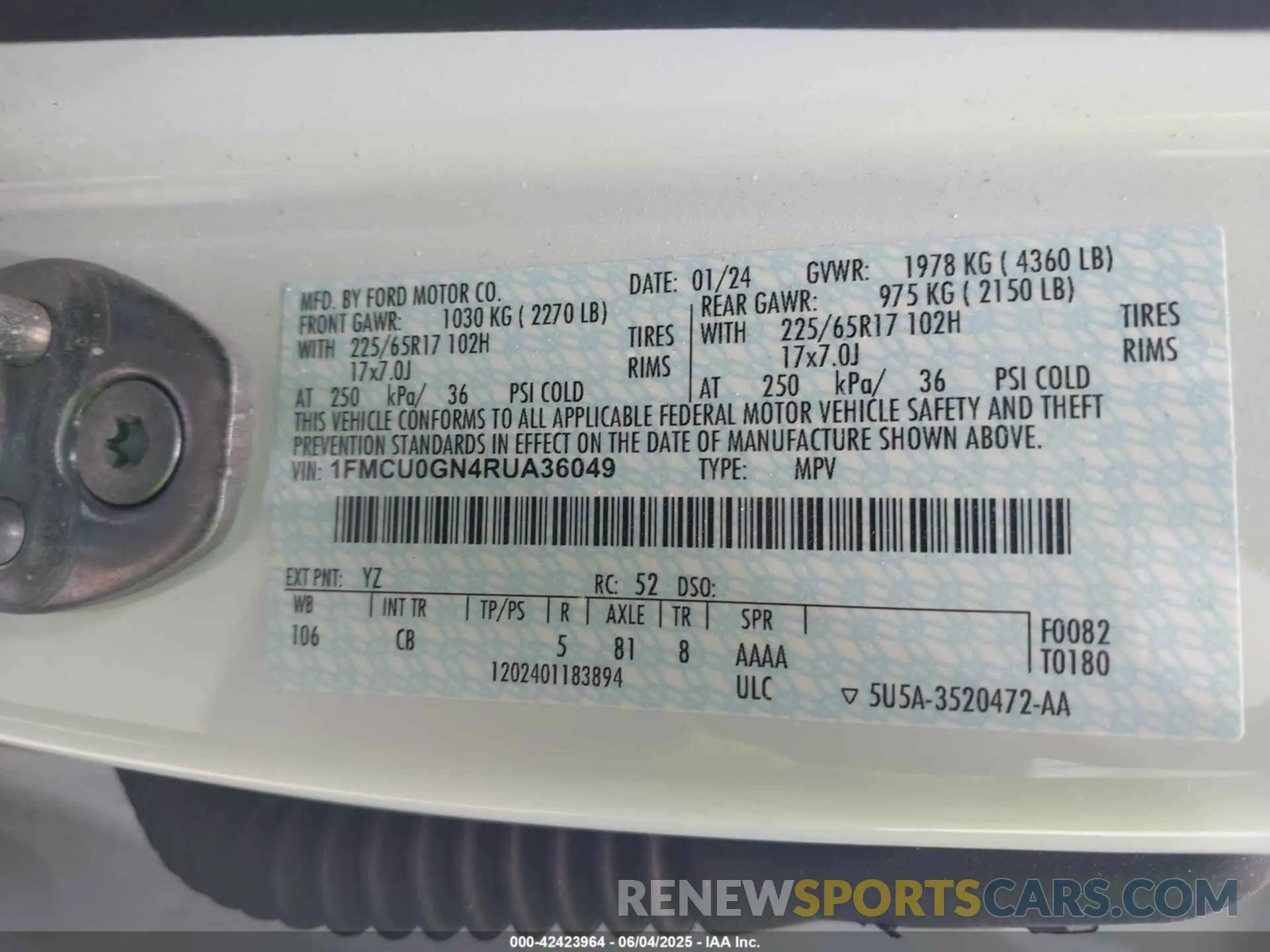 9 fotografías del automóvil dañado 1FMCU0GN4RUA36049 FORD ESCAPE 2024