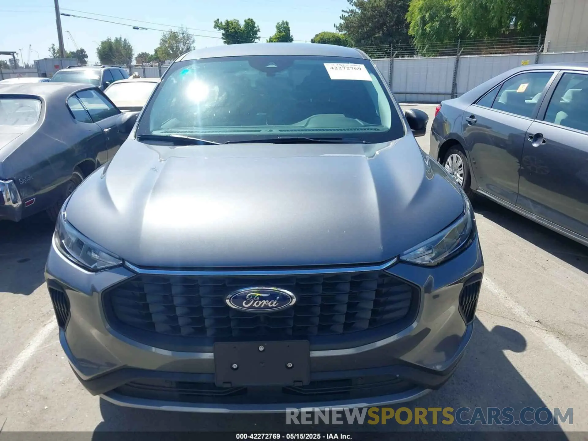 13 fotografías del automóvil dañado 1FMCU0GN4RUA38772 FORD ESCAPE 2024