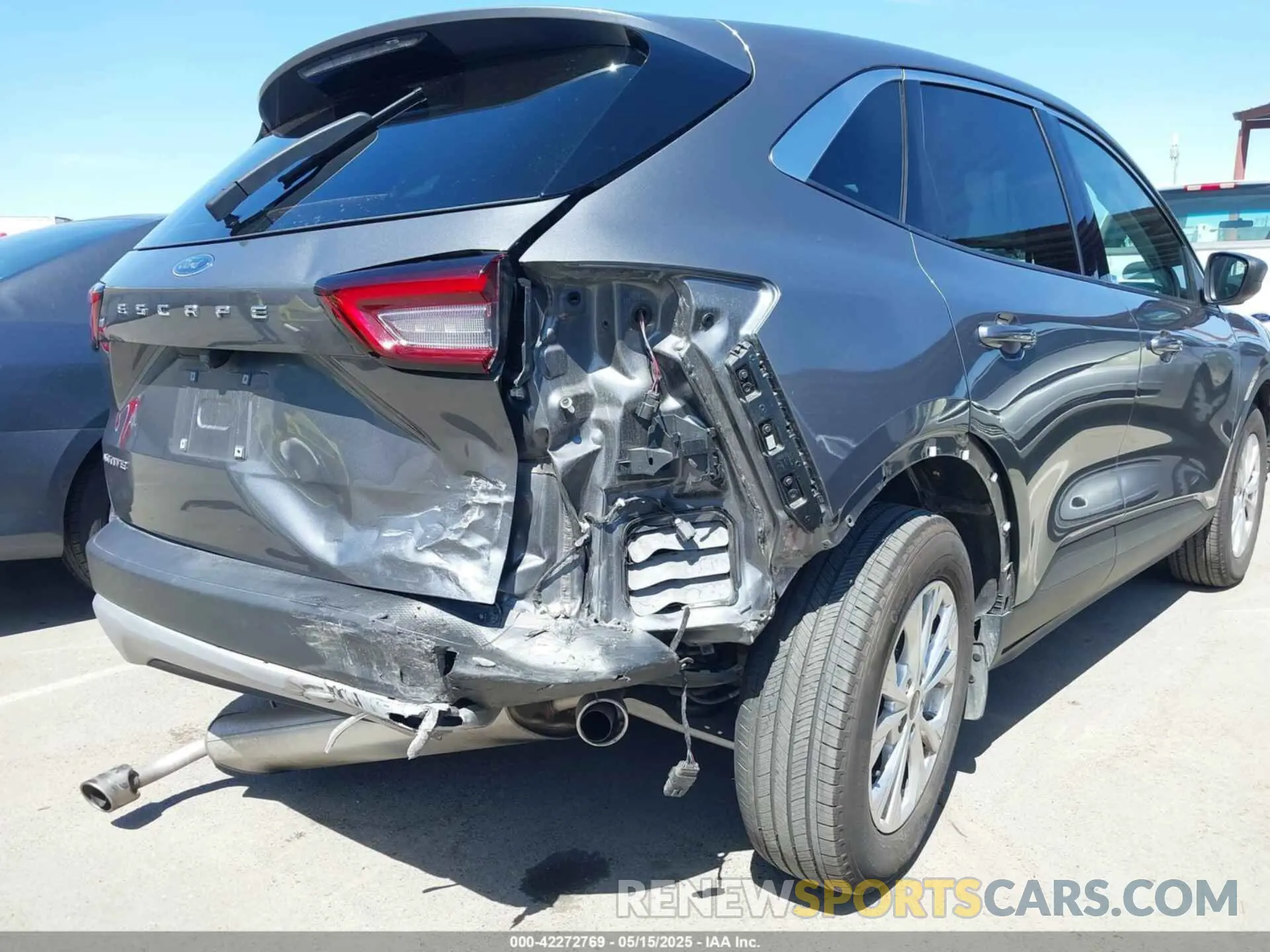 6 fotografías del automóvil dañado 1FMCU0GN4RUA38772 FORD ESCAPE 2024