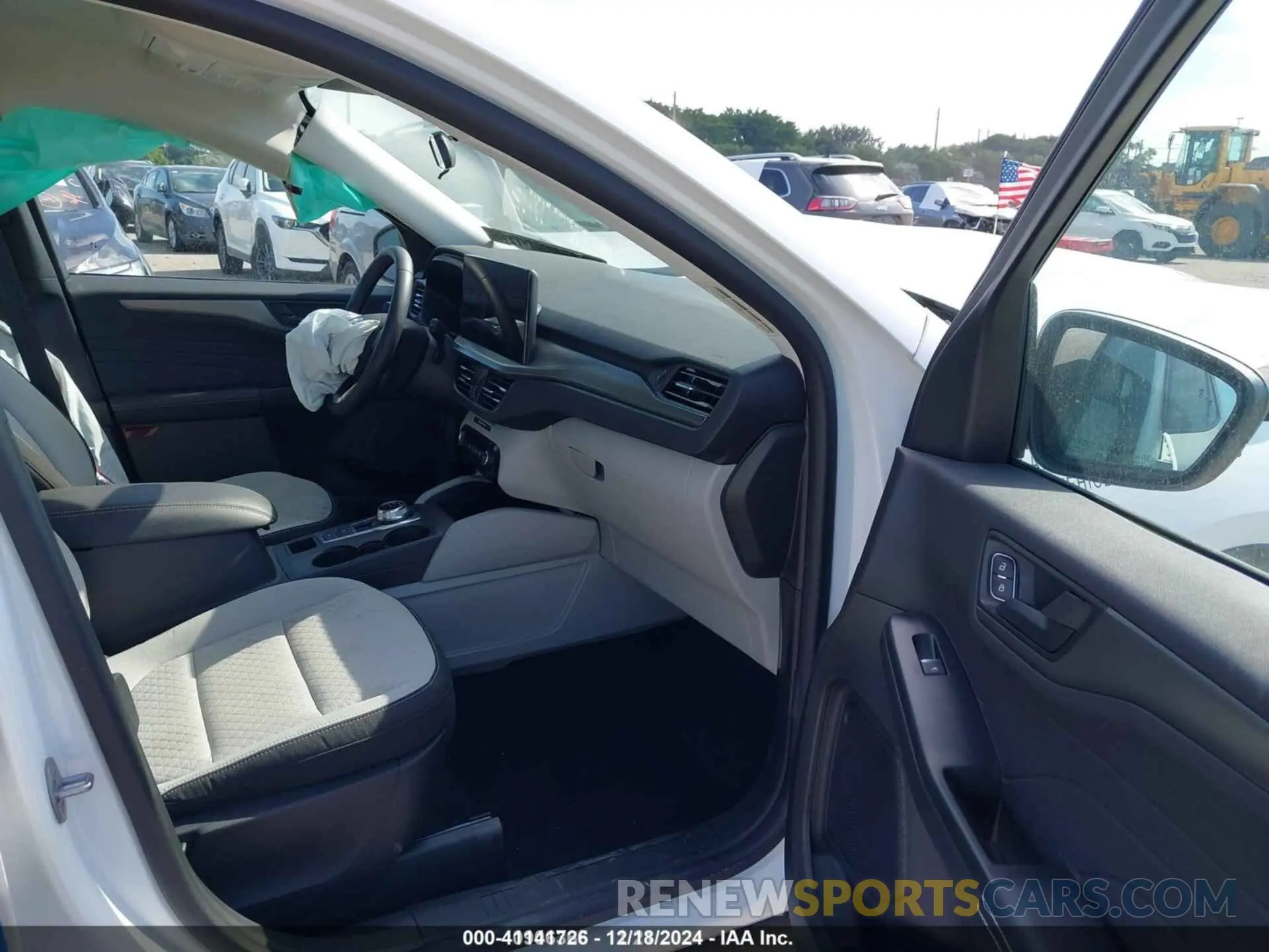 5 fotografías del automóvil dañado 1FMCU0GN5RUA20698 FORD ESCAPE 2024