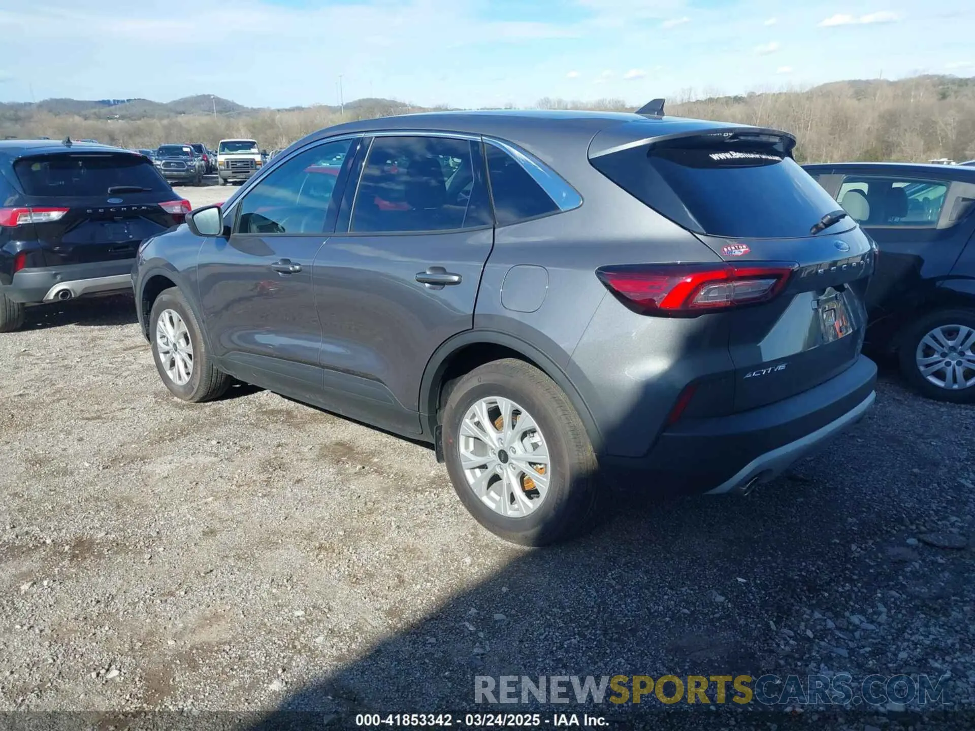 3 fotografías del automóvil dañado 1FMCU0GN5RUB06271 FORD ESCAPE 2024