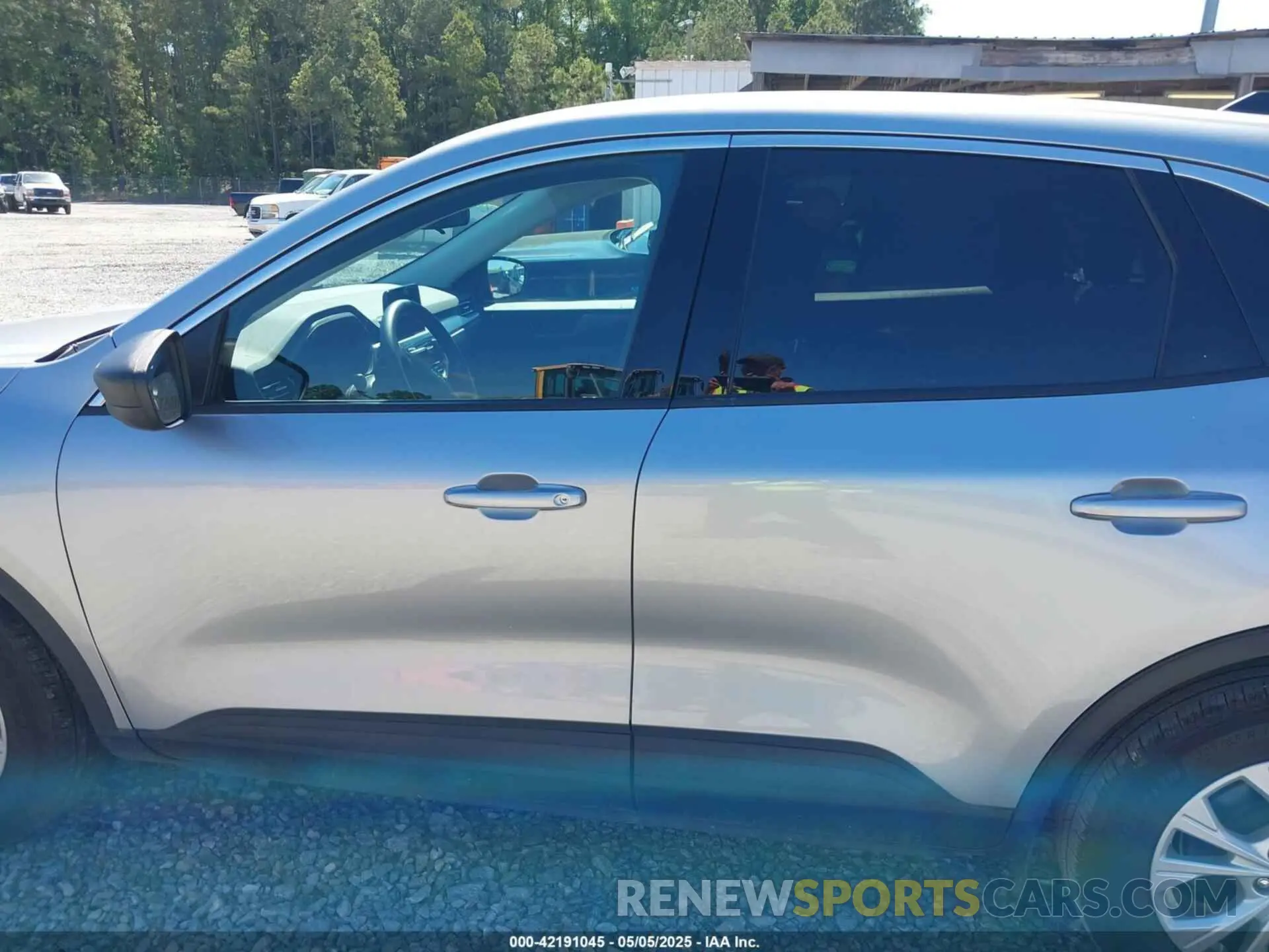14 fotografías del automóvil dañado 1FMCU0GN6RUA94860 FORD ESCAPE 2024