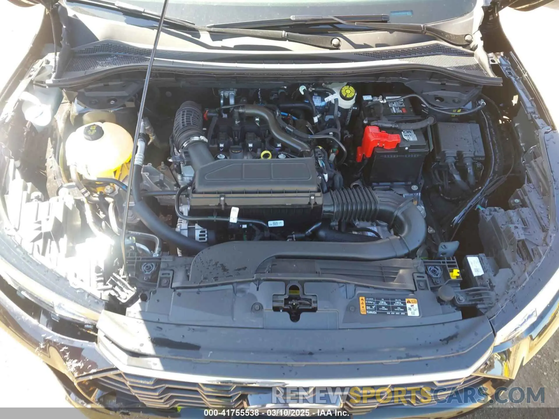 10 fotografías del automóvil dañado 1FMCU0MN0RUA04543 FORD ESCAPE 2024