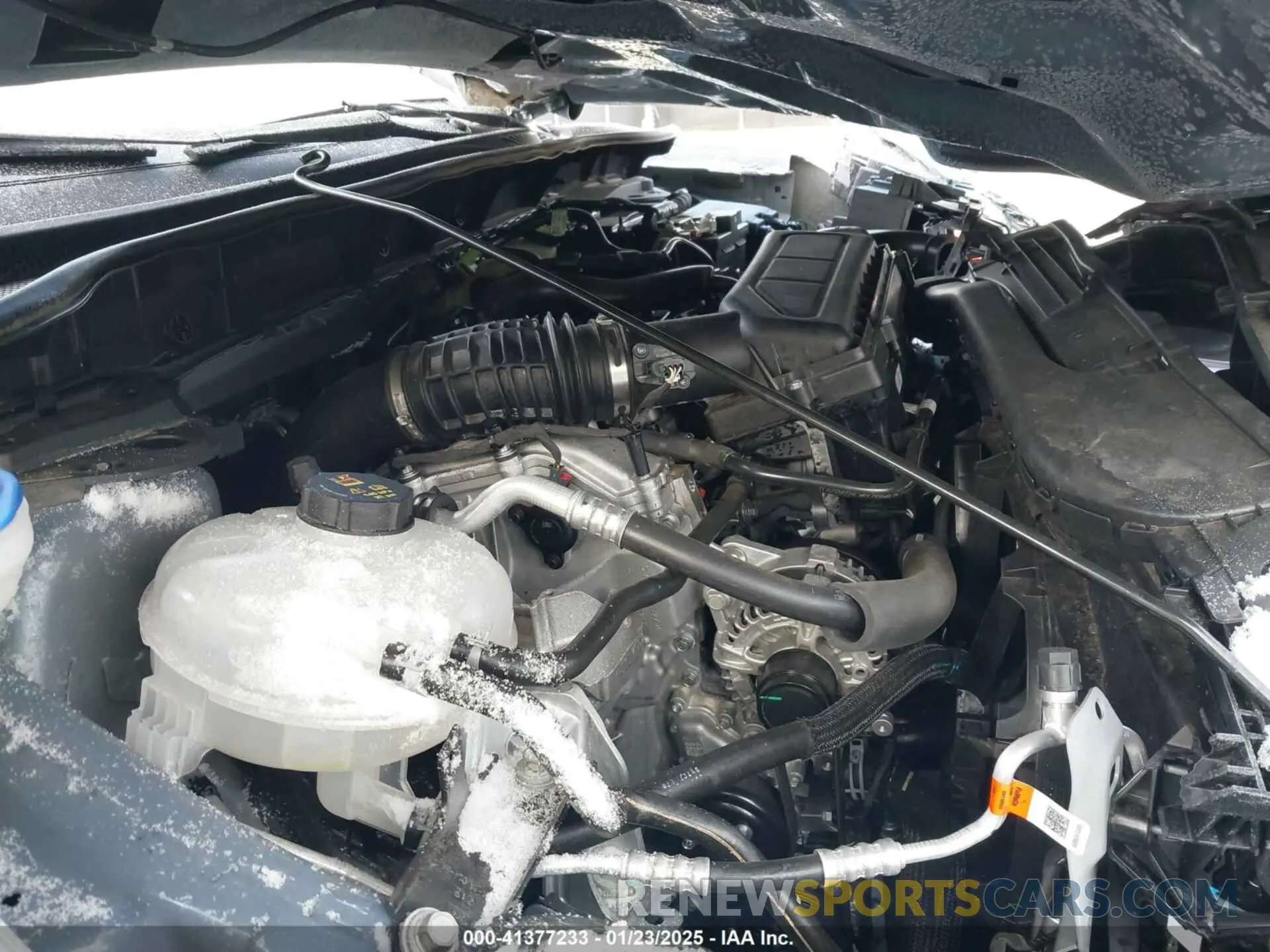 10 fotografías del automóvil dañado 1FMCU0MN1RUA10495 FORD ESCAPE 2024