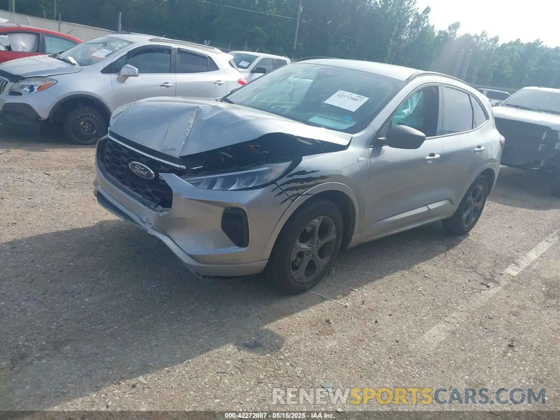 2 fotografías del automóvil dañado 1FMCU0MN2RUB29611 FORD ESCAPE 2024
