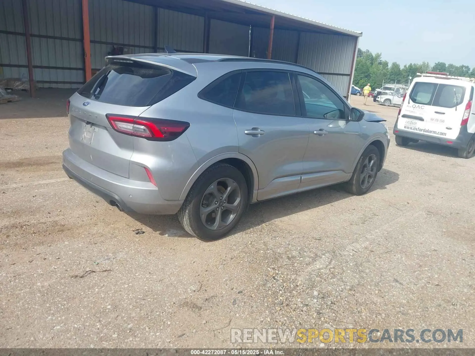4 fotografías del automóvil dañado 1FMCU0MN2RUB29611 FORD ESCAPE 2024