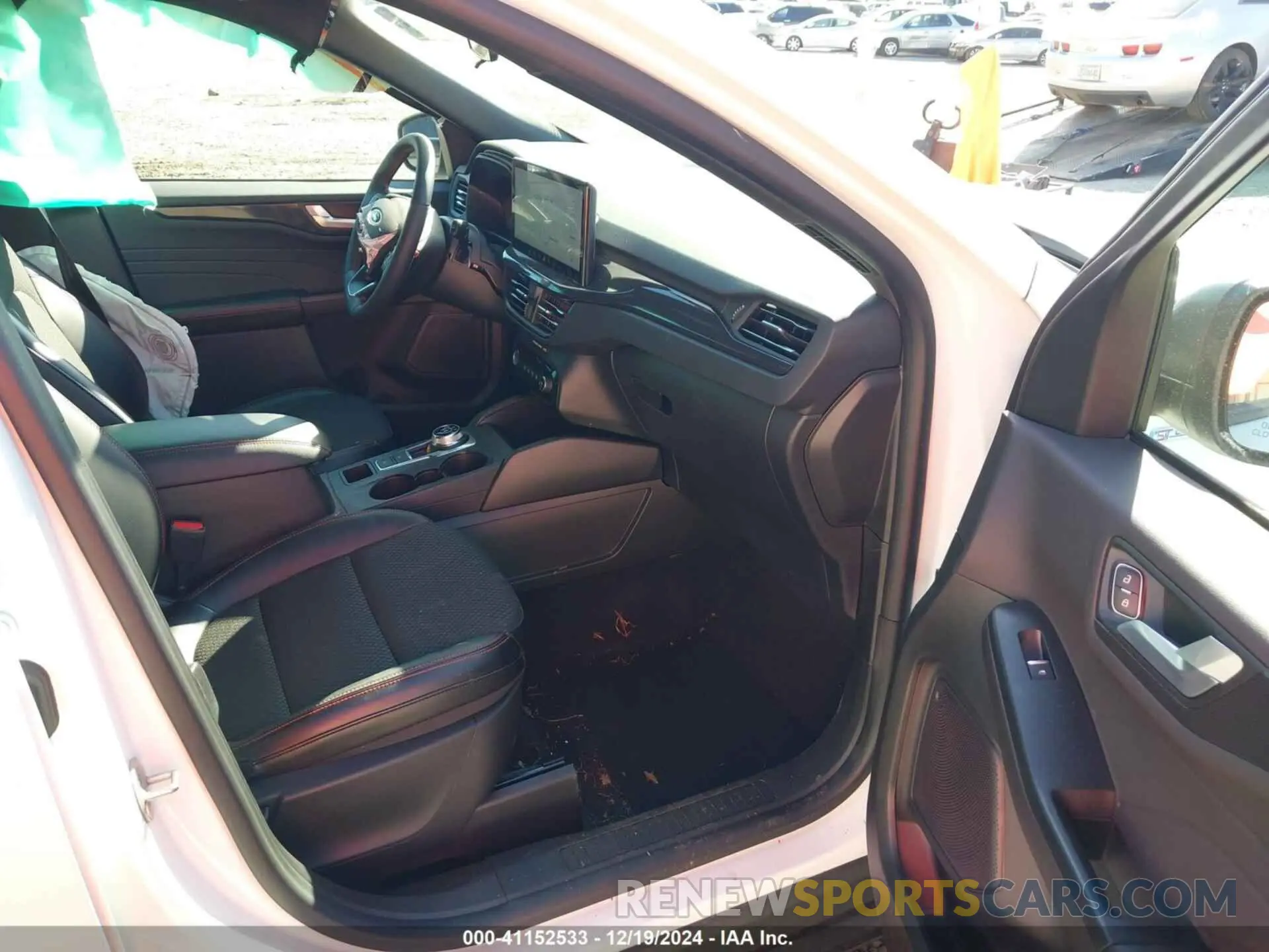 5 fotografías del automóvil dañado 1FMCU0MN3RUA63585 FORD ESCAPE 2024