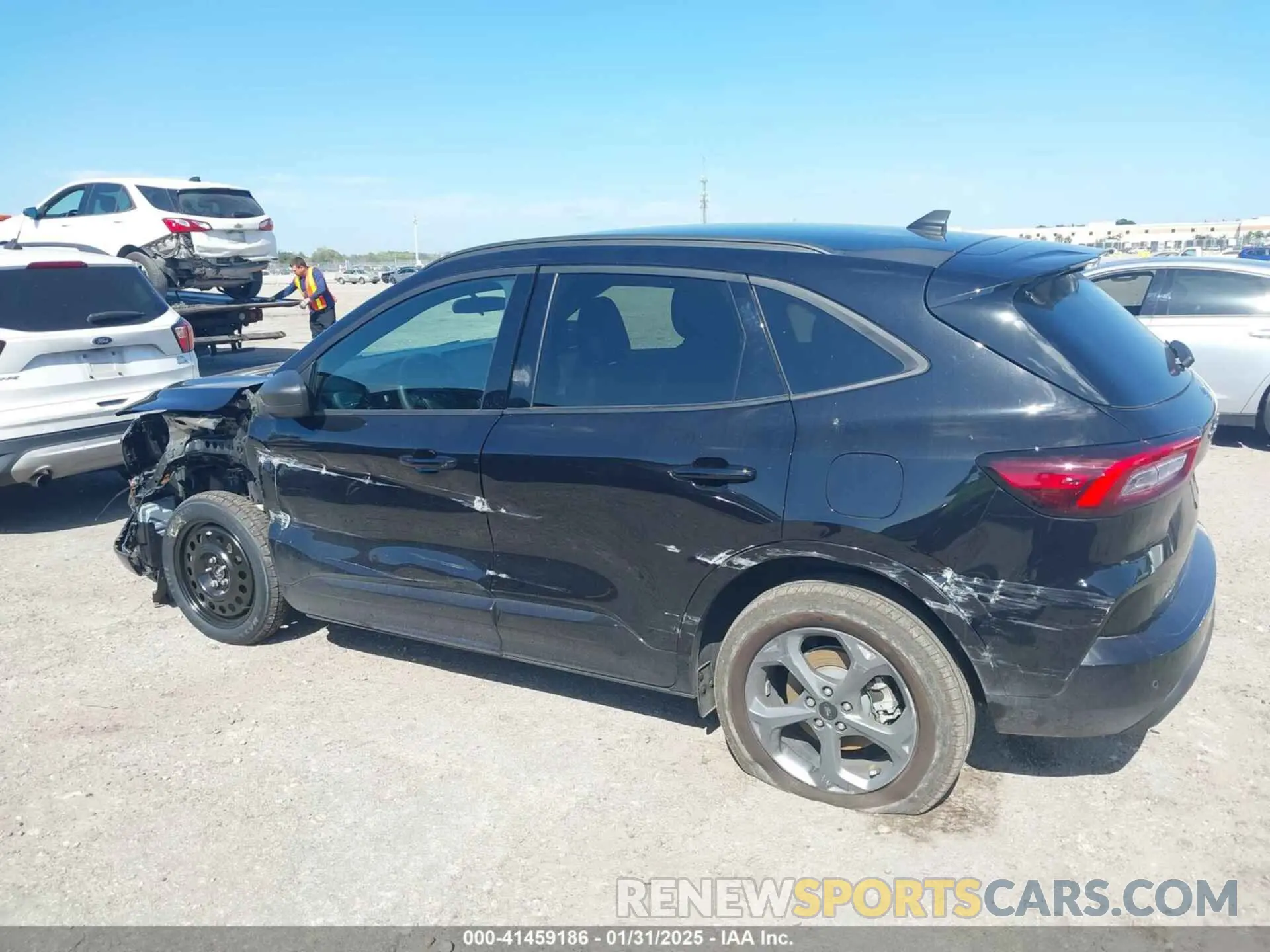 19 fotografías del automóvil dañado 1FMCU0MN3RUA93976 FORD ESCAPE 2024