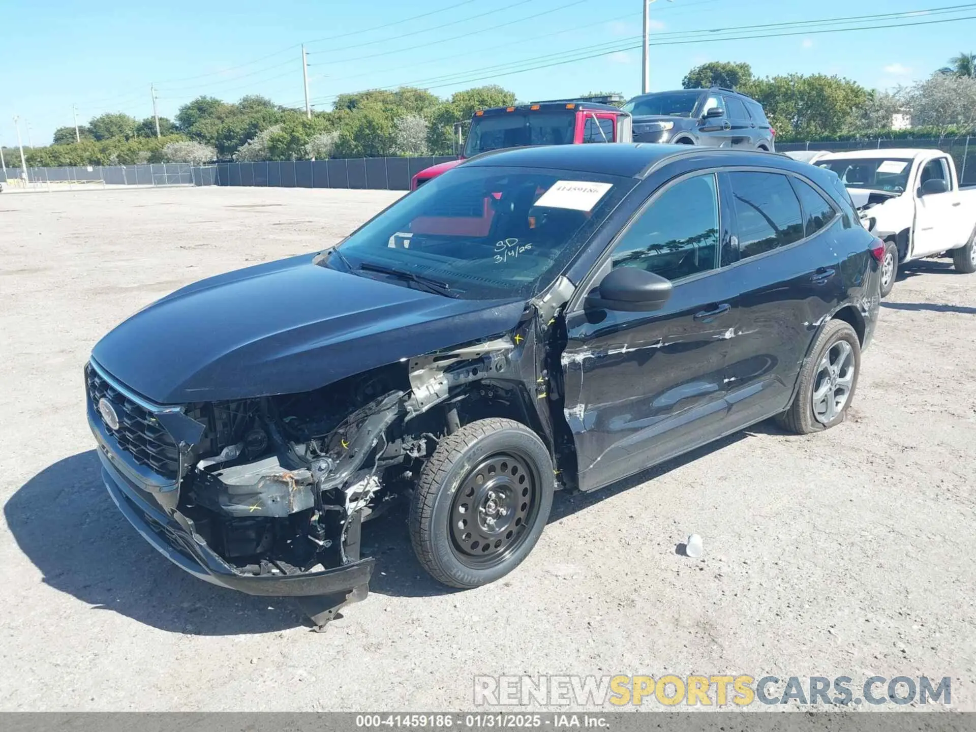 2 fotografías del automóvil dañado 1FMCU0MN3RUA93976 FORD ESCAPE 2024