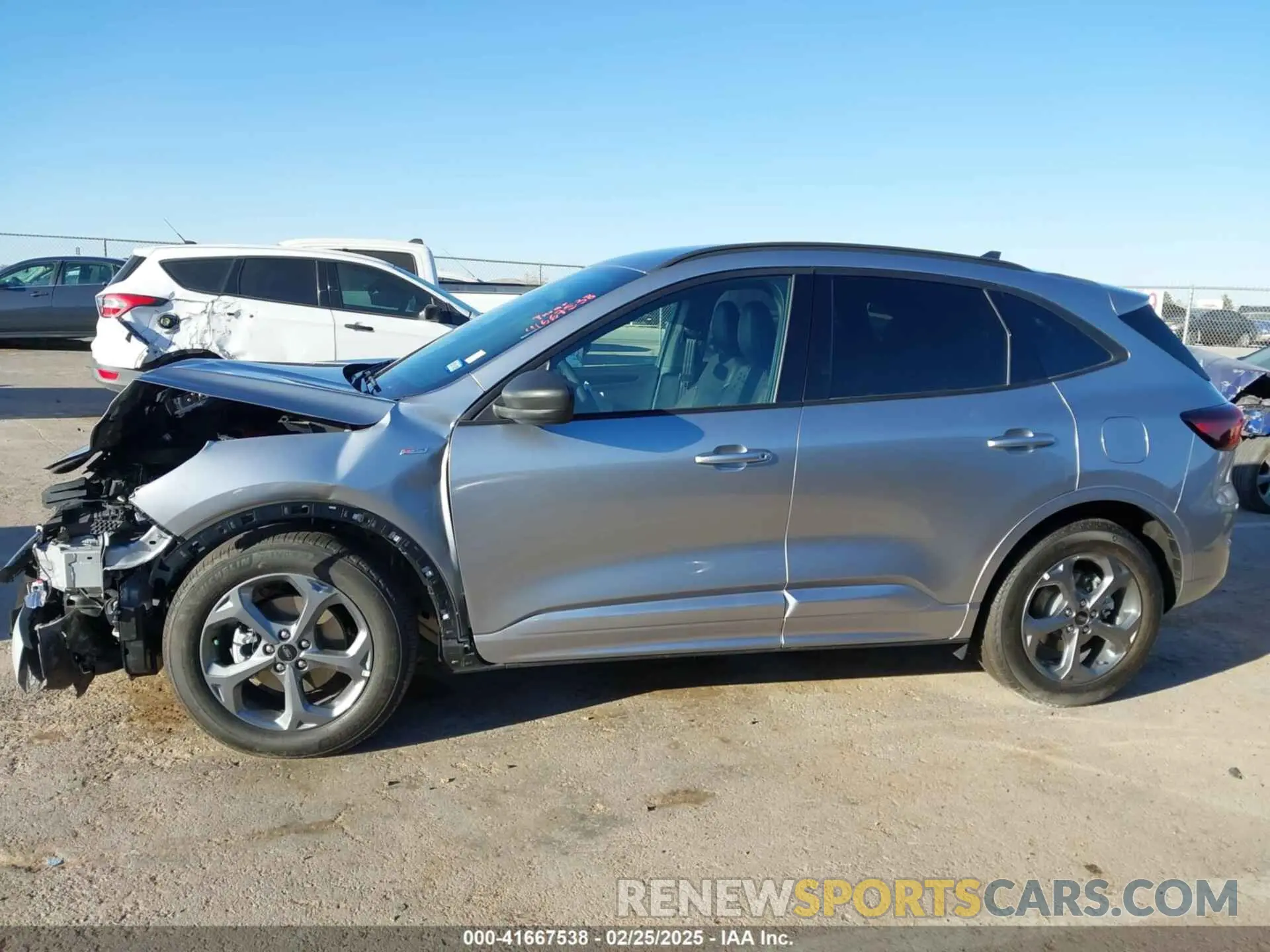 13 fotografías del automóvil dañado 1FMCU0MN5RUB05562 FORD ESCAPE 2024