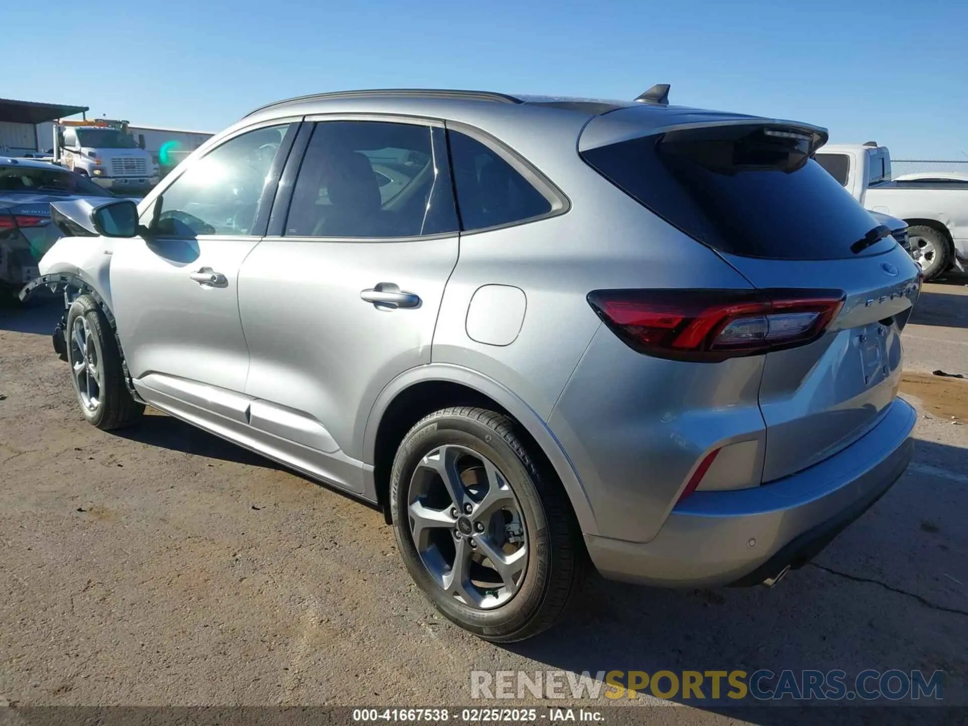 3 fotografías del automóvil dañado 1FMCU0MN5RUB05562 FORD ESCAPE 2024