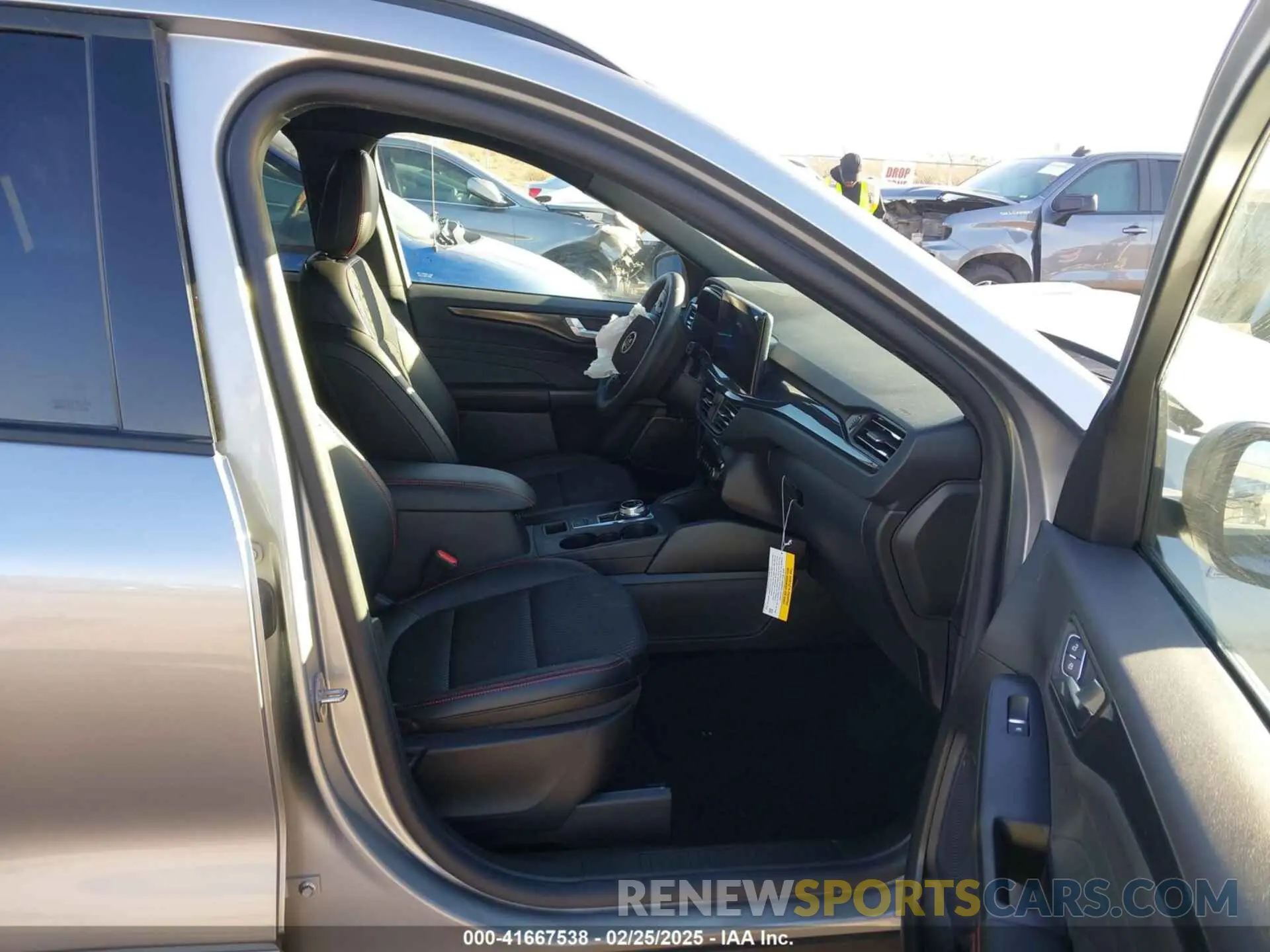 5 fotografías del automóvil dañado 1FMCU0MN5RUB05562 FORD ESCAPE 2024