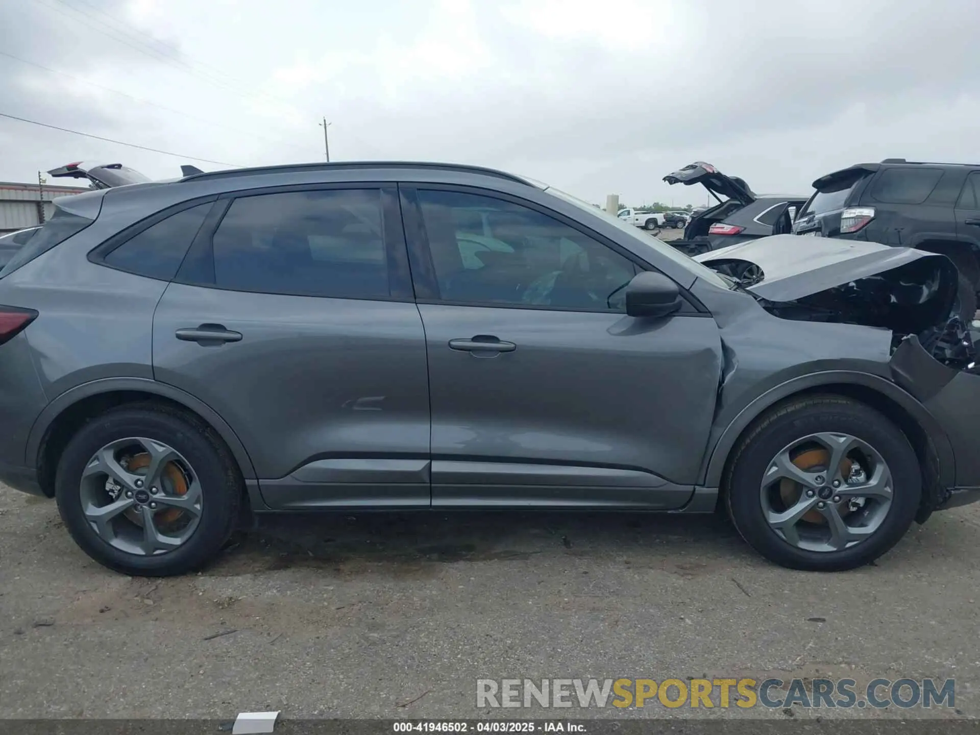 13 fotografías del automóvil dañado 1FMCU0MN9RUB43053 FORD ESCAPE 2024