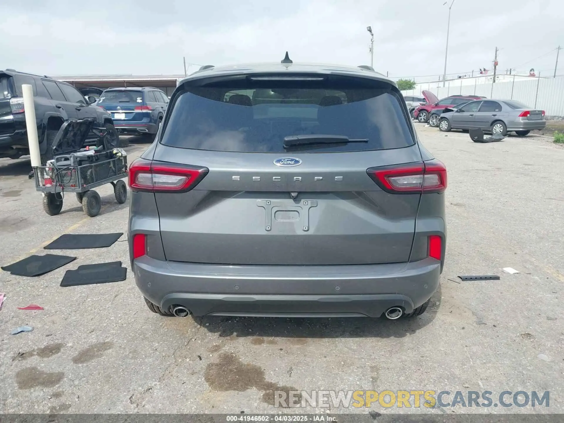 16 fotografías del automóvil dañado 1FMCU0MN9RUB43053 FORD ESCAPE 2024