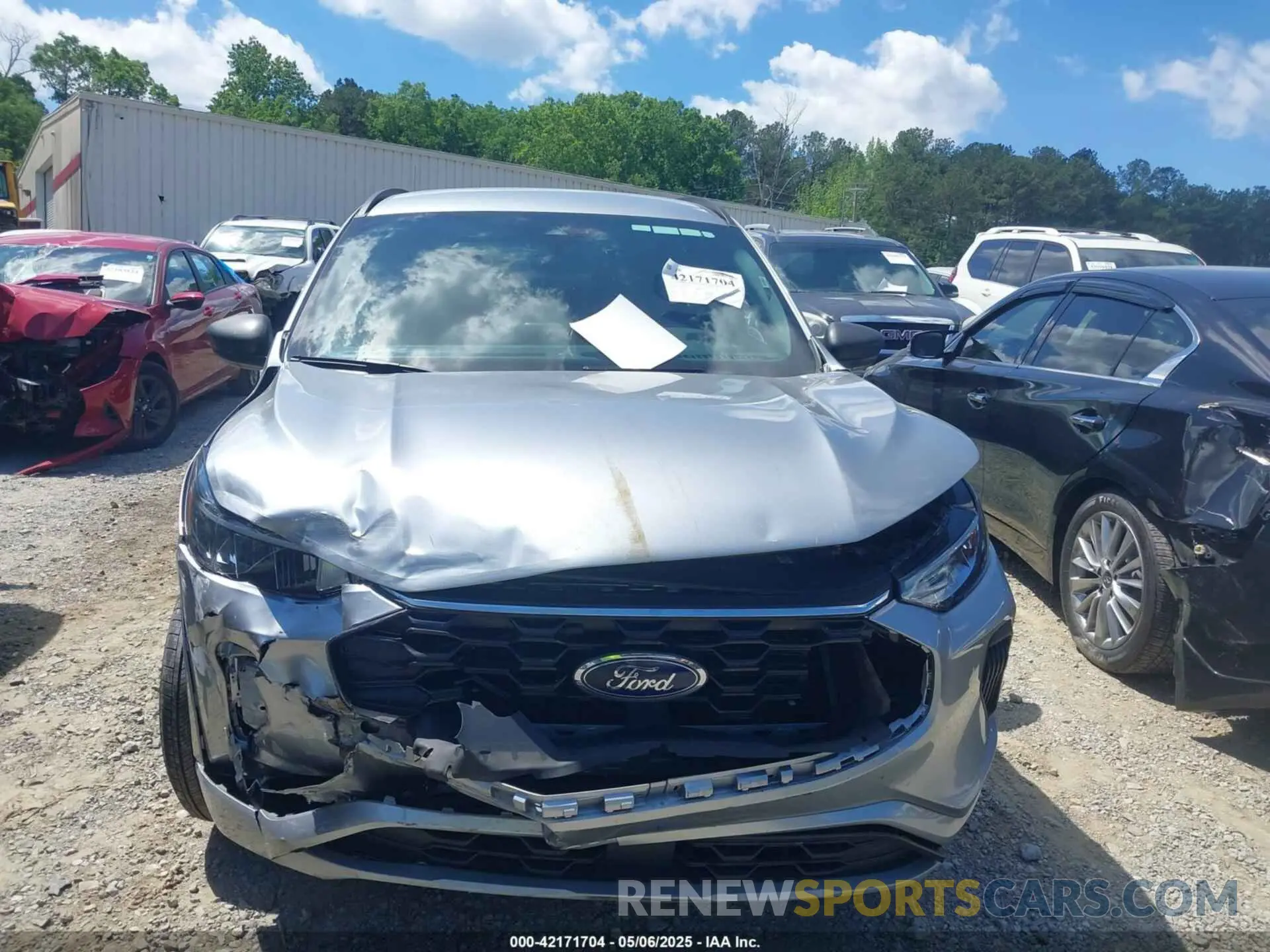 12 fotografías del automóvil dañado 1FMCU0MNXRUA44743 FORD ESCAPE 2024