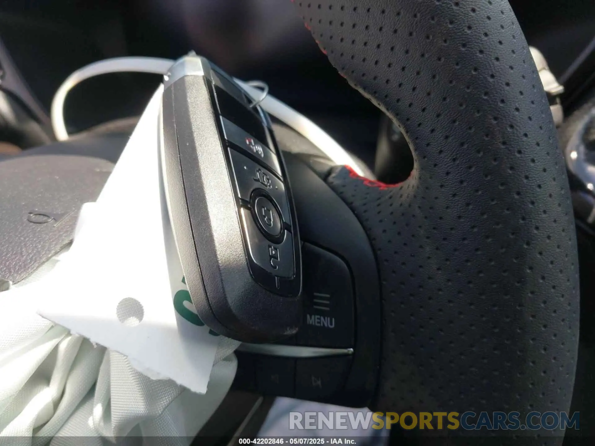 11 fotografías del automóvil dañado 1FMCU0MNXRUB44034 FORD ESCAPE 2024