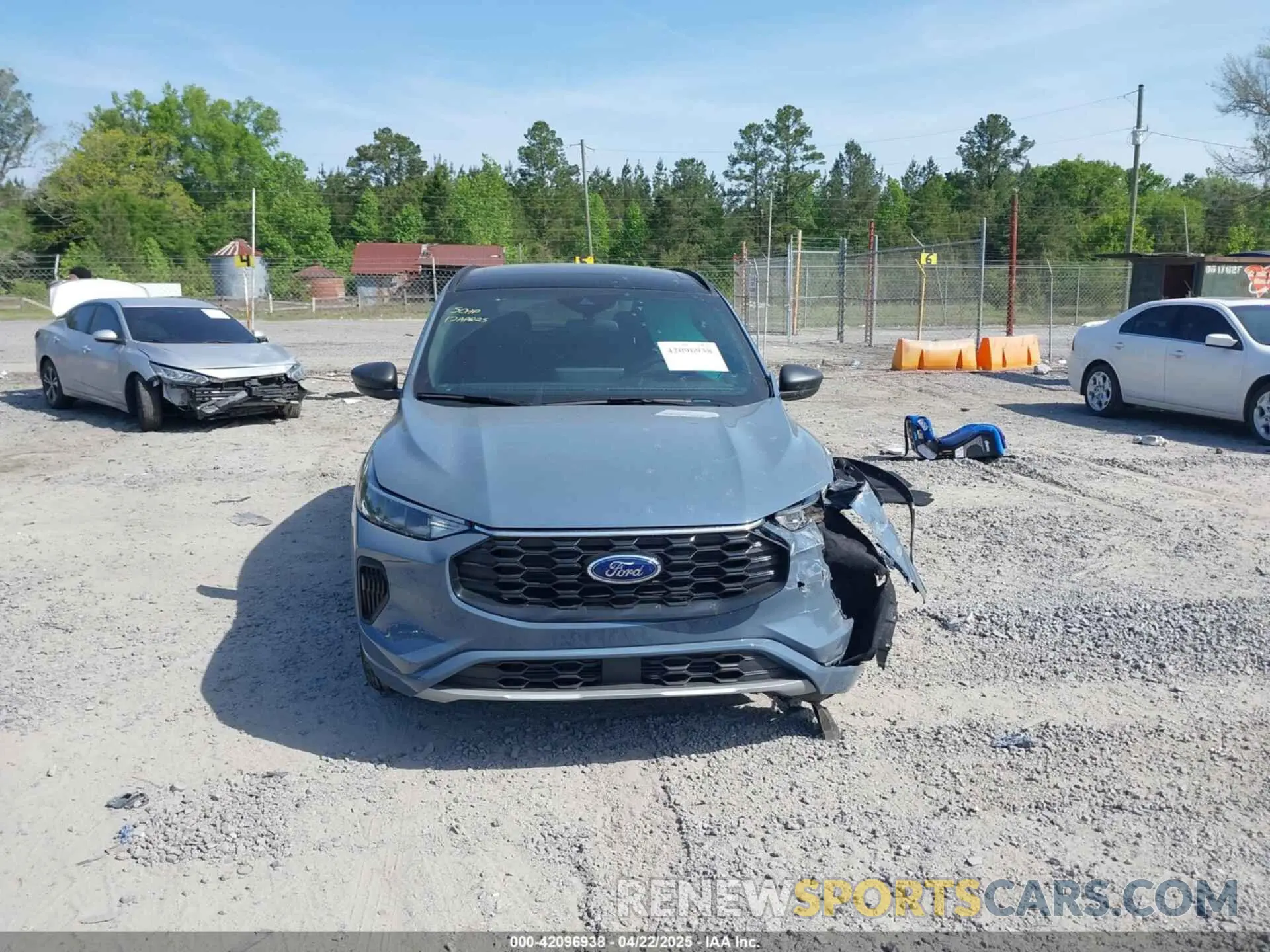 12 fotografías del automóvil dañado 1FMCU0MNXRUB51274 FORD ESCAPE 2024