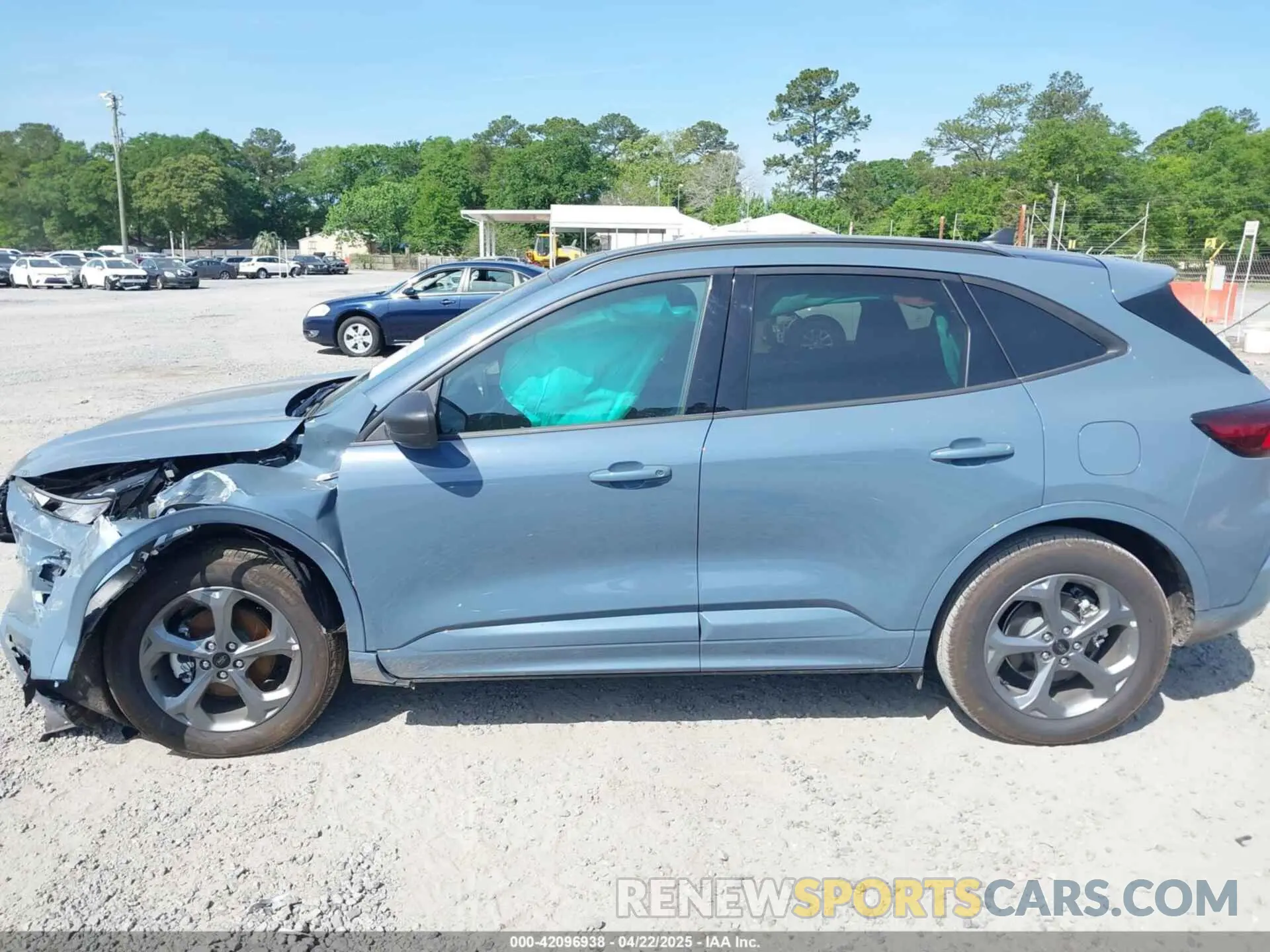 14 fotografías del automóvil dañado 1FMCU0MNXRUB51274 FORD ESCAPE 2024