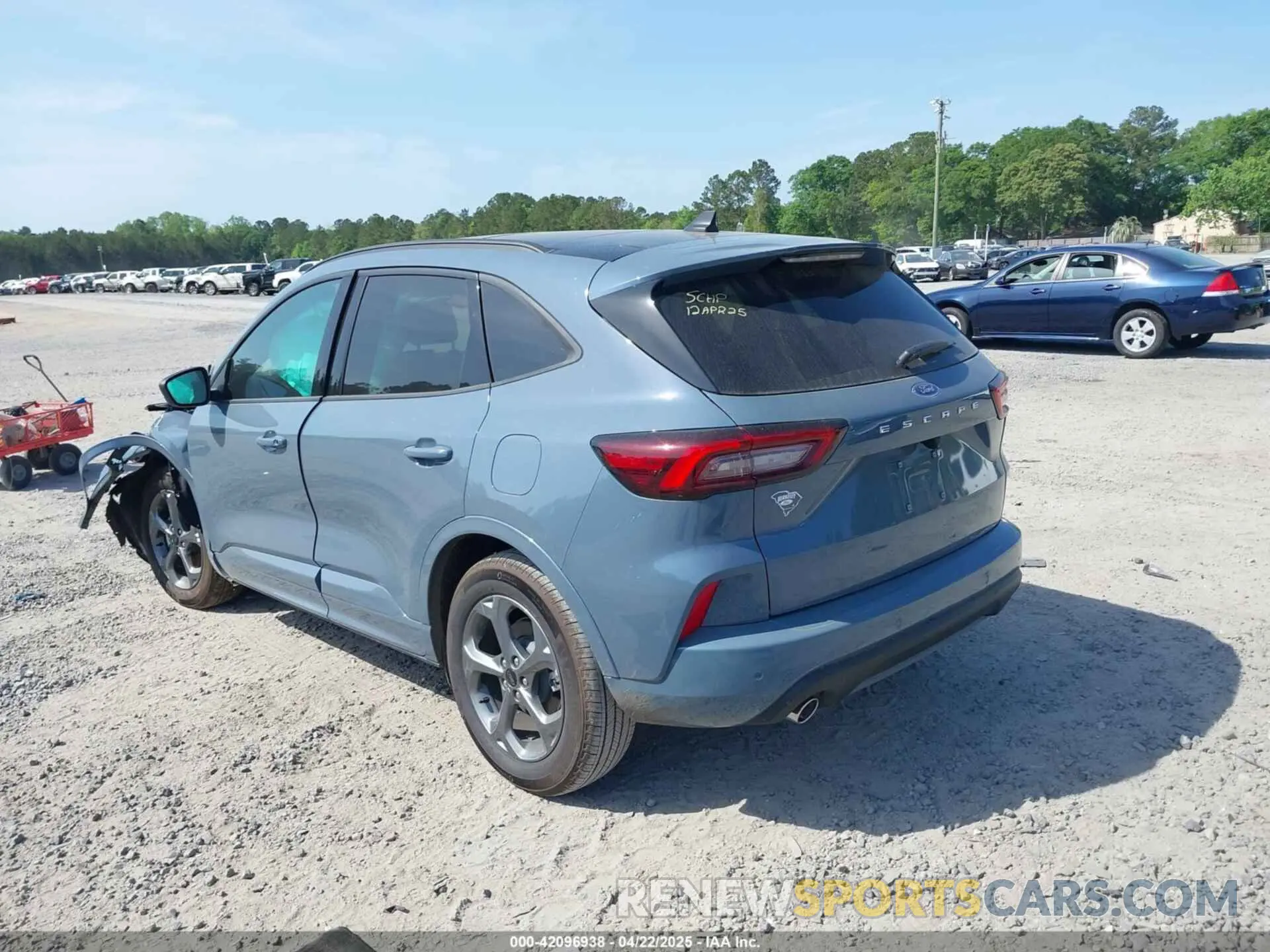 3 fotografías del automóvil dañado 1FMCU0MNXRUB51274 FORD ESCAPE 2024