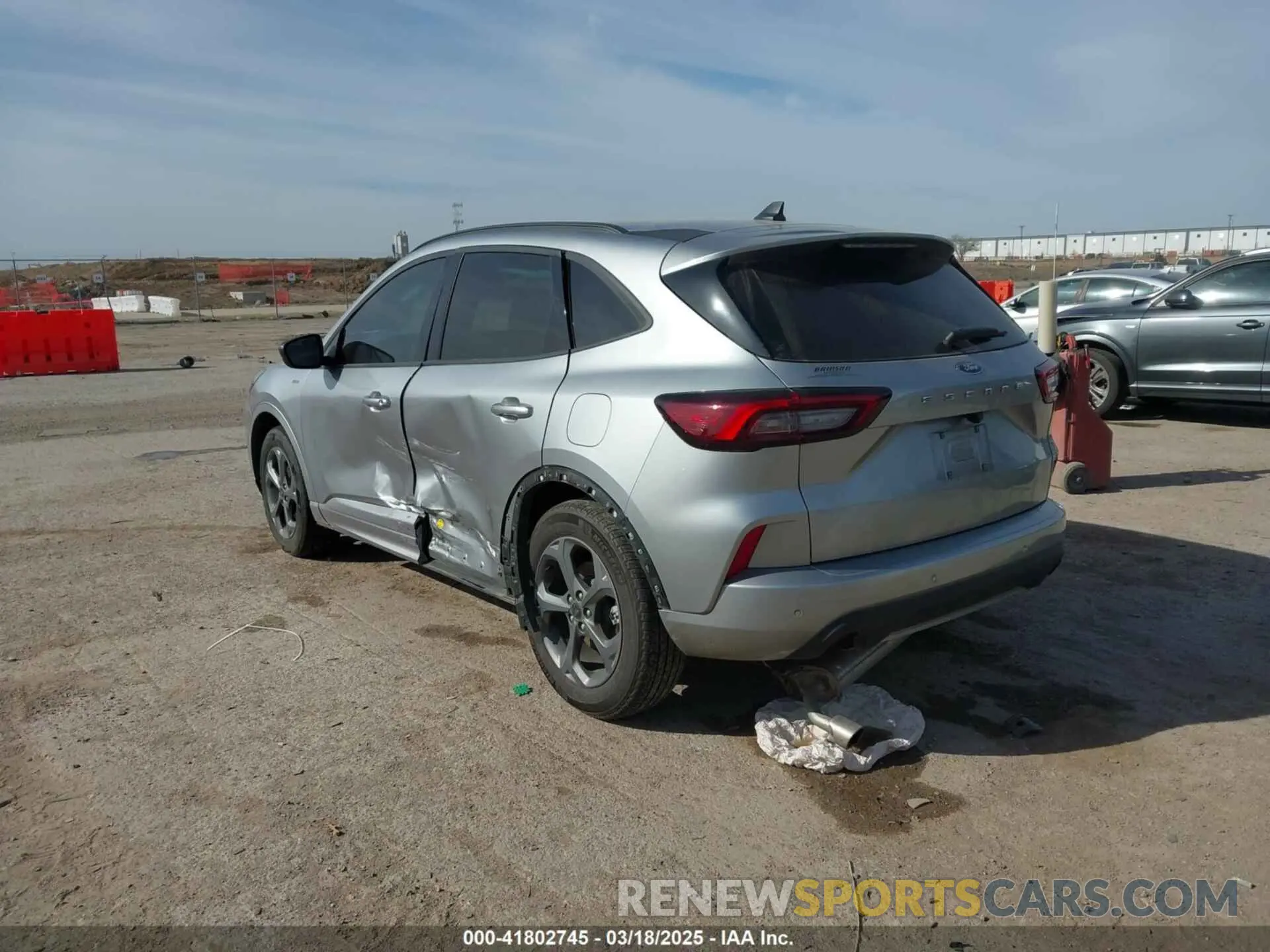3 fotografías del automóvil dañado 1FMCU0MNXRUB57821 FORD ESCAPE 2024