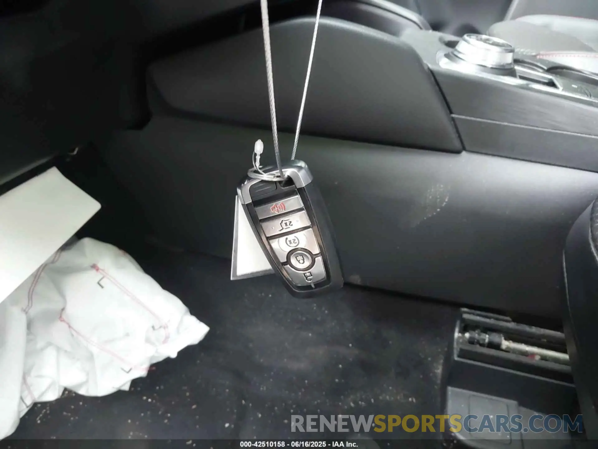 11 fotografías del automóvil dañado 1FMCU0MZ1RUB18294 FORD ESCAPE 2024
