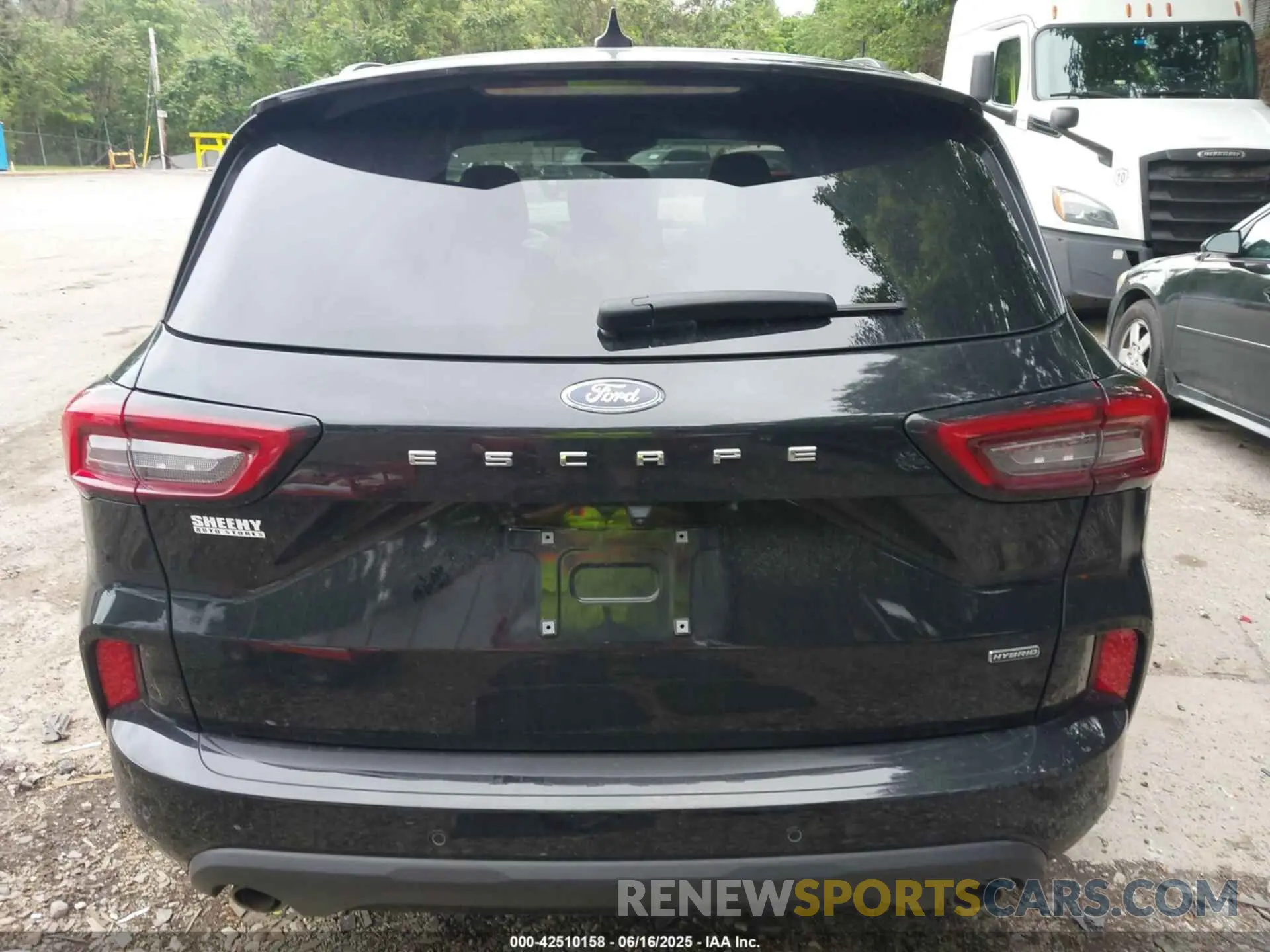 16 fotografías del automóvil dañado 1FMCU0MZ1RUB18294 FORD ESCAPE 2024