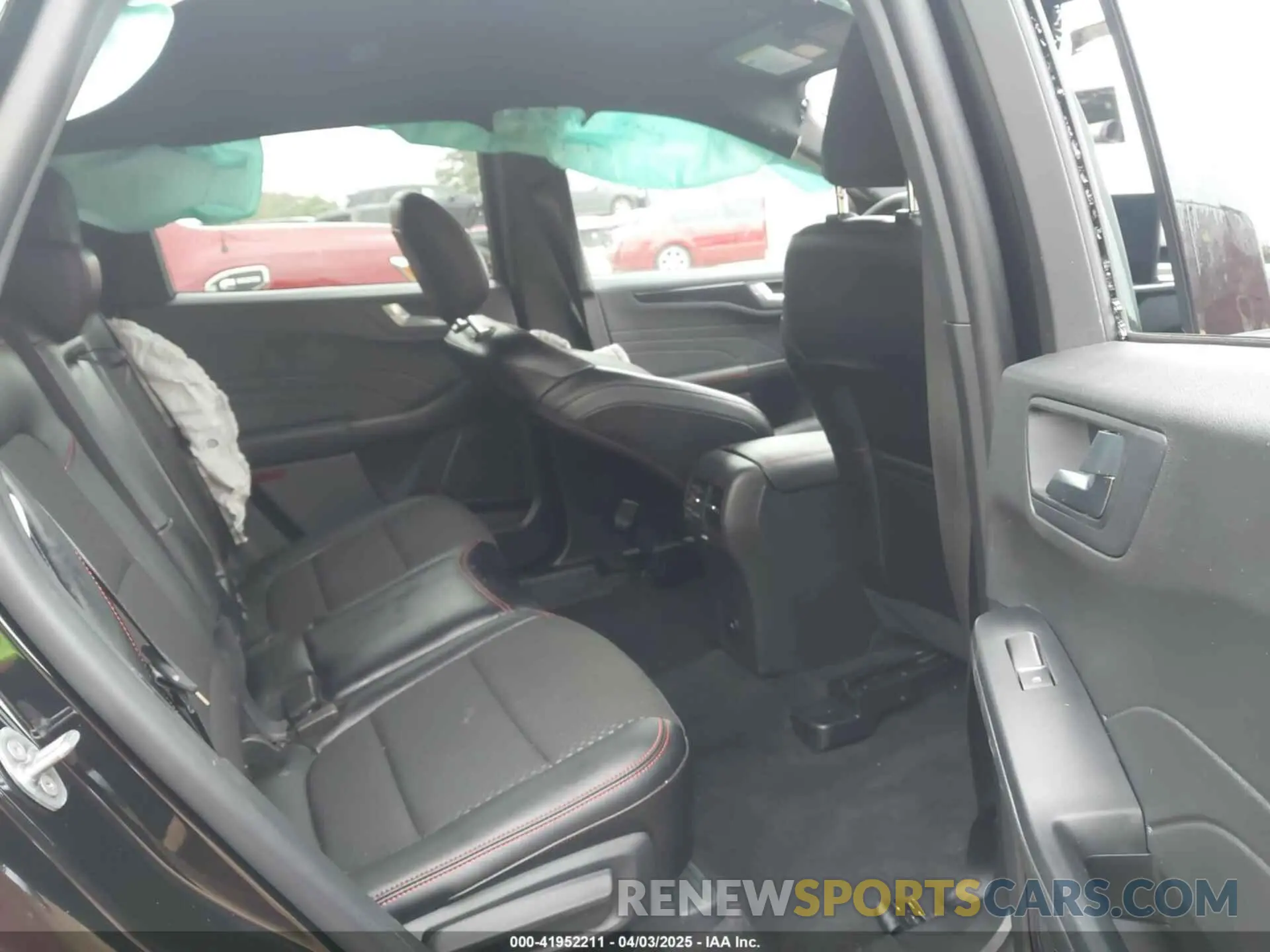 8 fotografías del automóvil dañado 1FMCU0MZ3RUA57188 FORD ESCAPE 2024