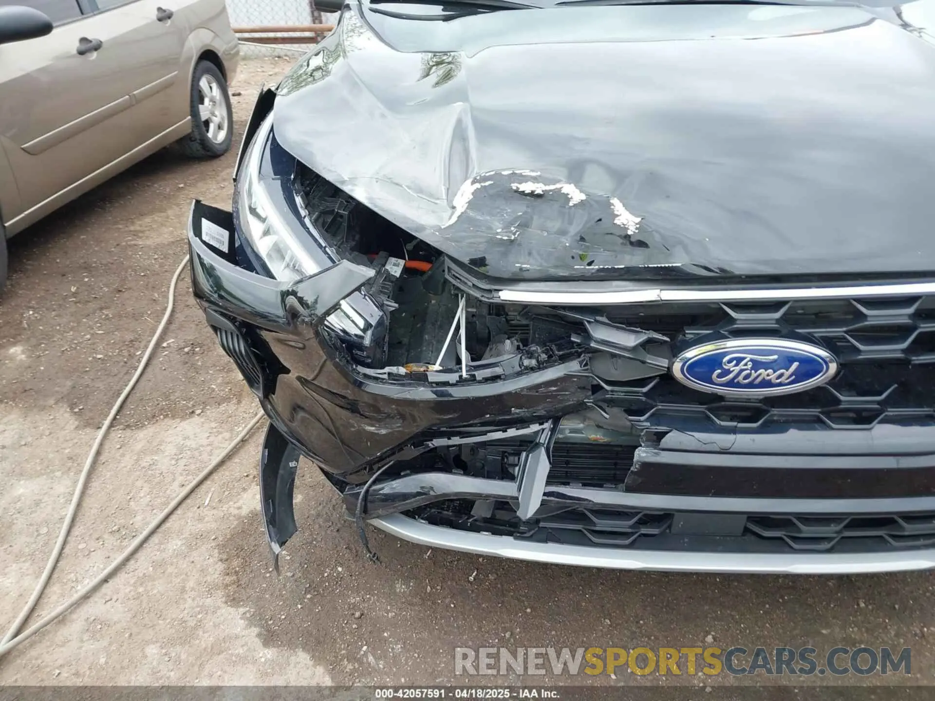 6 fotografías del automóvil dañado 1FMCU0MZ4RUB09654 FORD ESCAPE 2024