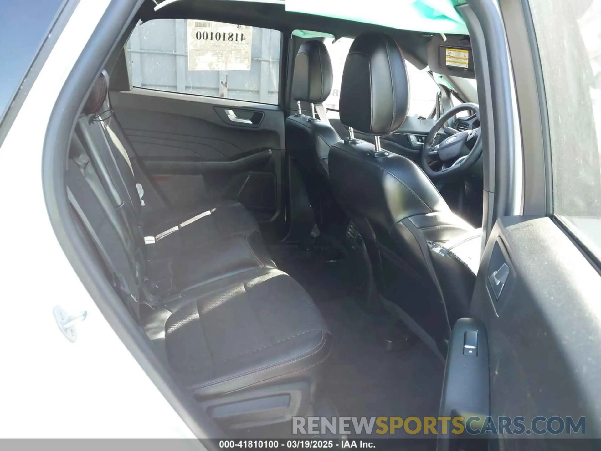 8 fotografías del automóvil dañado 1FMCU0MZ9RUA31873 FORD ESCAPE 2024