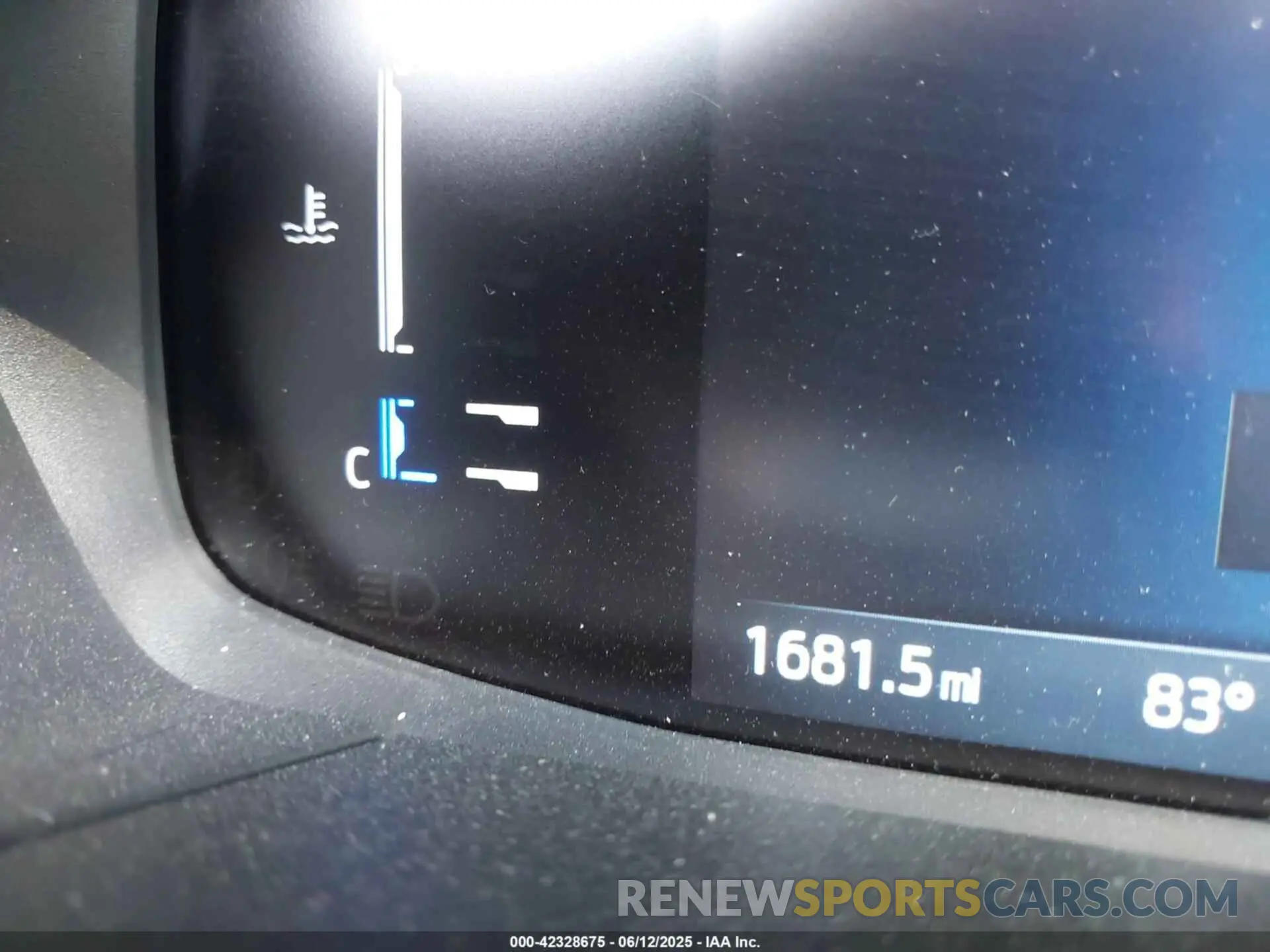 16 fotografías del automóvil dañado 1FMCU9GN0RUB39361 FORD ESCAPE 2024