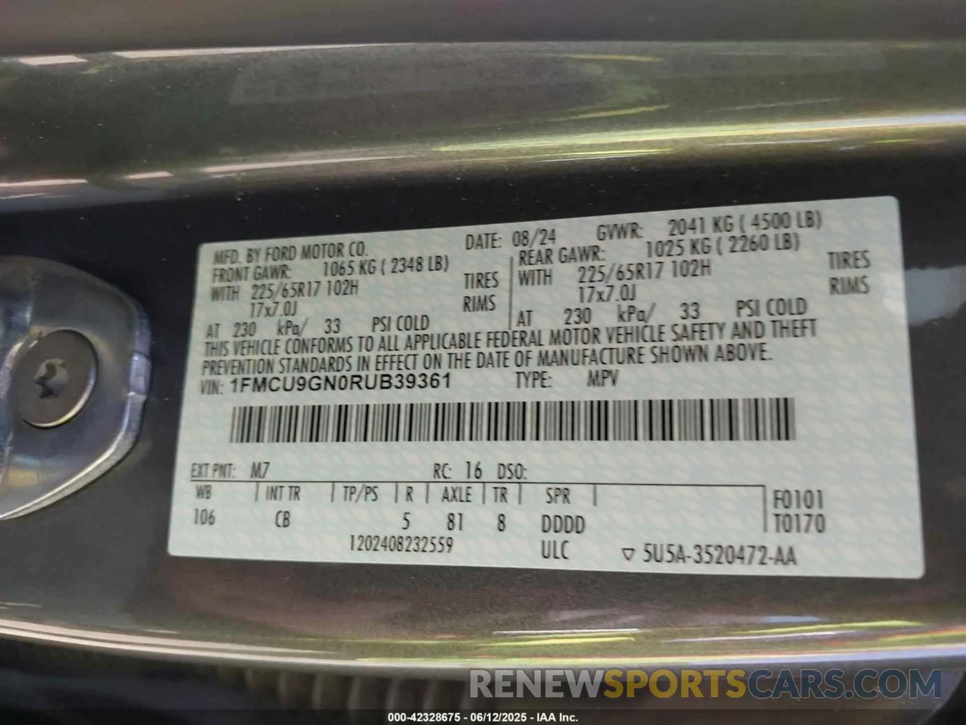 9 fotografías del automóvil dañado 1FMCU9GN0RUB39361 FORD ESCAPE 2024